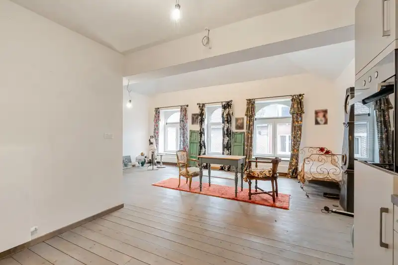 Woonappartement met handelsruimte in het centrum van Wommersom foto 13