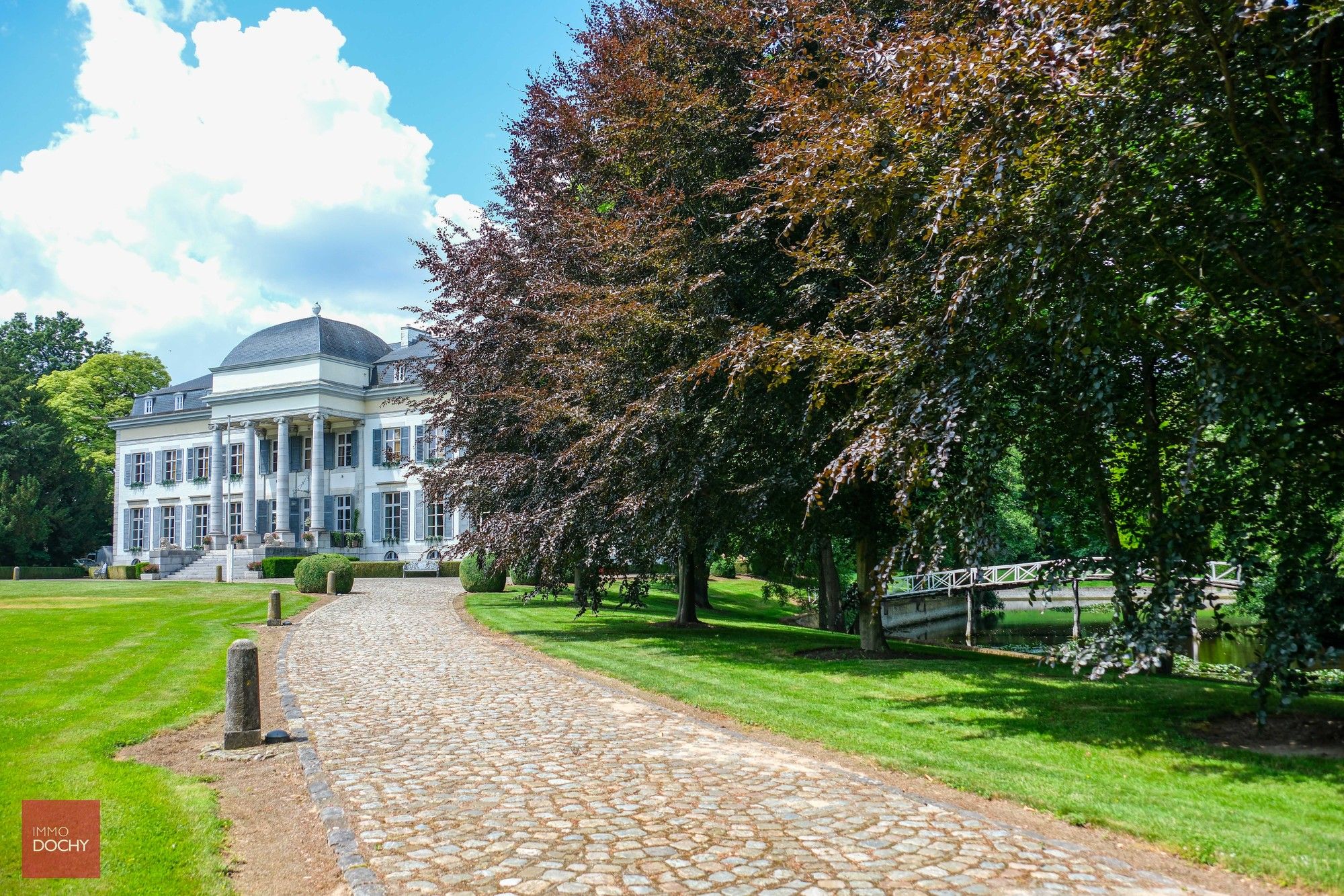 Prachtig gerestaureerd naar hedendaagse normen: Het Kasteel van Gors-Opleeuw foto {{pictureIndex}}