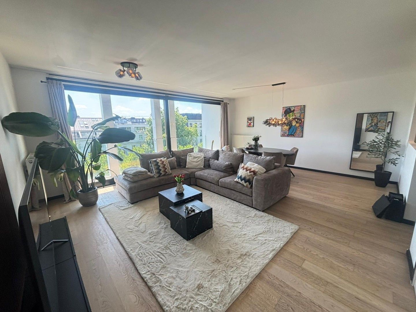 LUXUEUS APPARTEMENT - terras foto {{pictureIndex}}