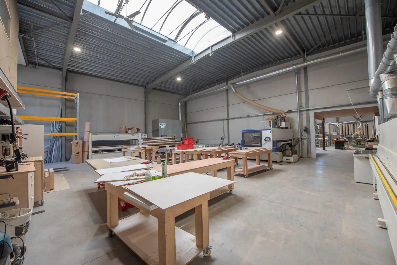 Industriële unit te huur in Wielsbeke foto 2
