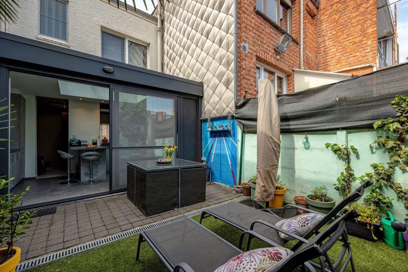 Instapklare rijwoning met 2 slpk en autostaanplaats foto 16