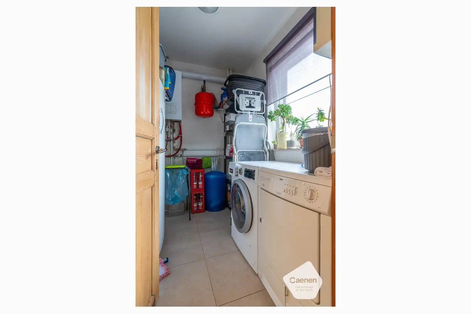 Modern duplexappartement in Sint-Joris met 3 slaapkamers , staanplaats en zonnig terras! foto 7