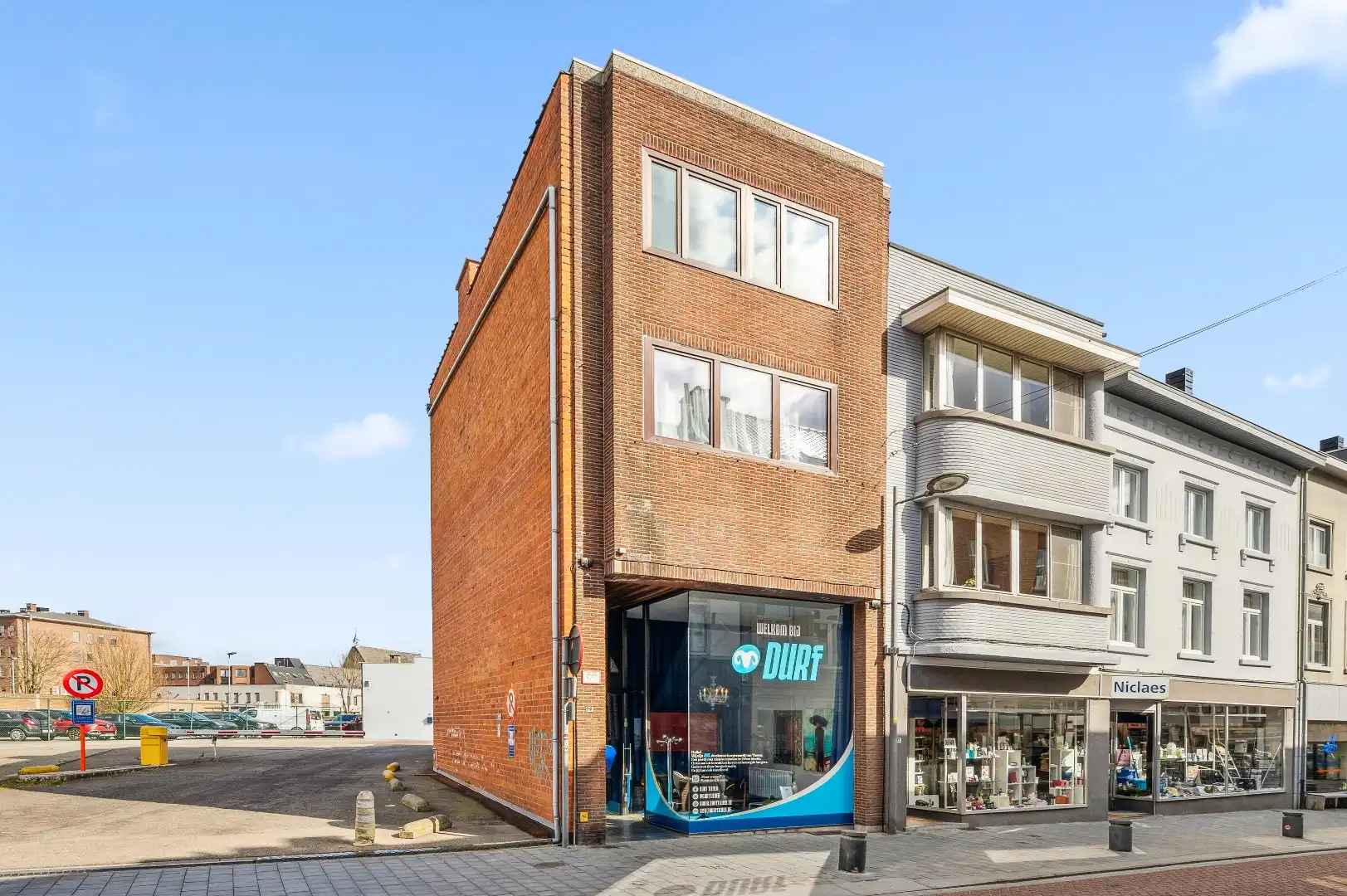 Centraal gelegen appartement met 2 slaapkamers, terras en kelder foto 2