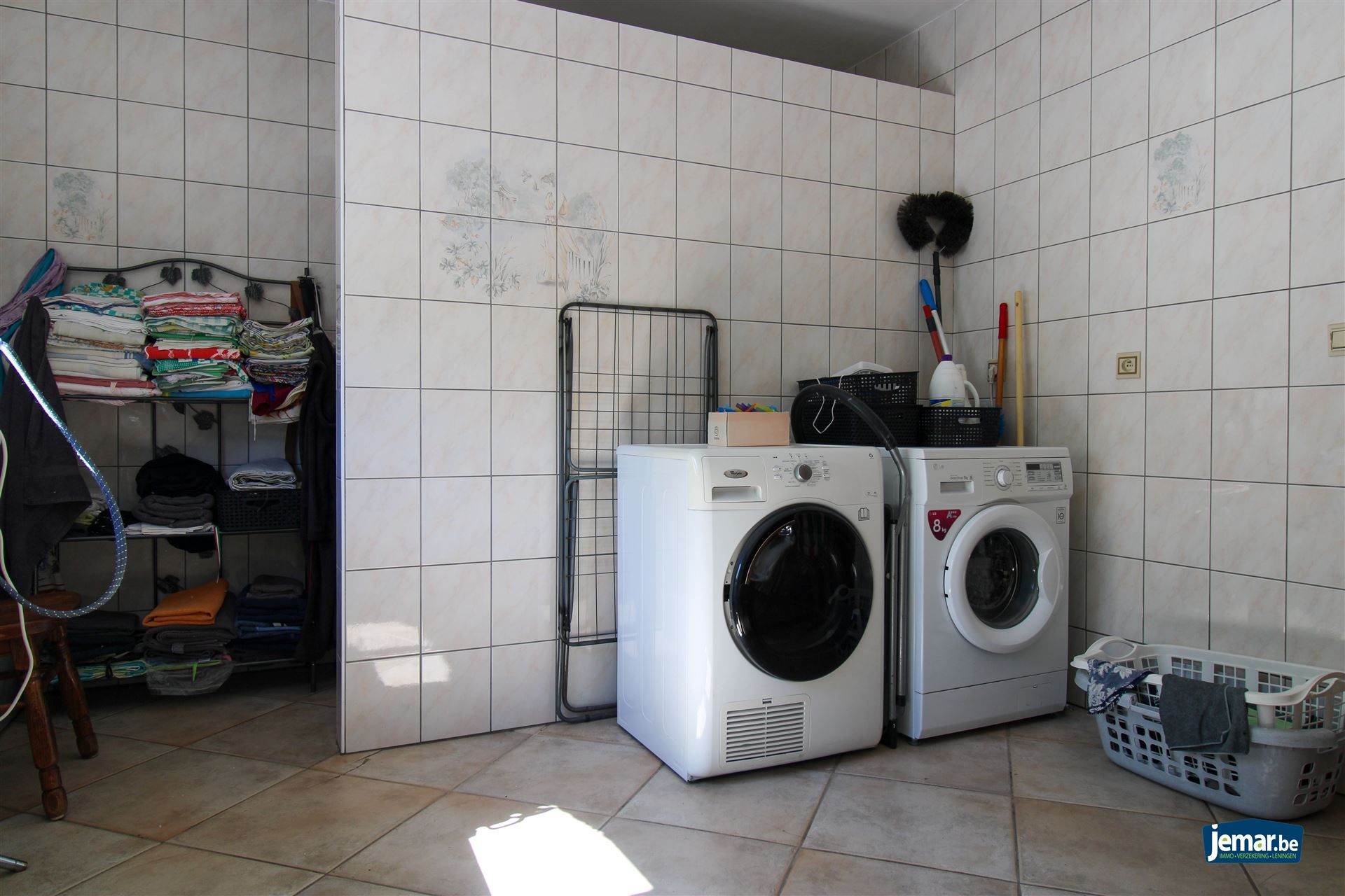 Ruime gezinswoning met 6 slaapkamers, dubbele garage en zonnige, ruime tuin – ideaal voor gezinnen en zelfstandigen! foto 7