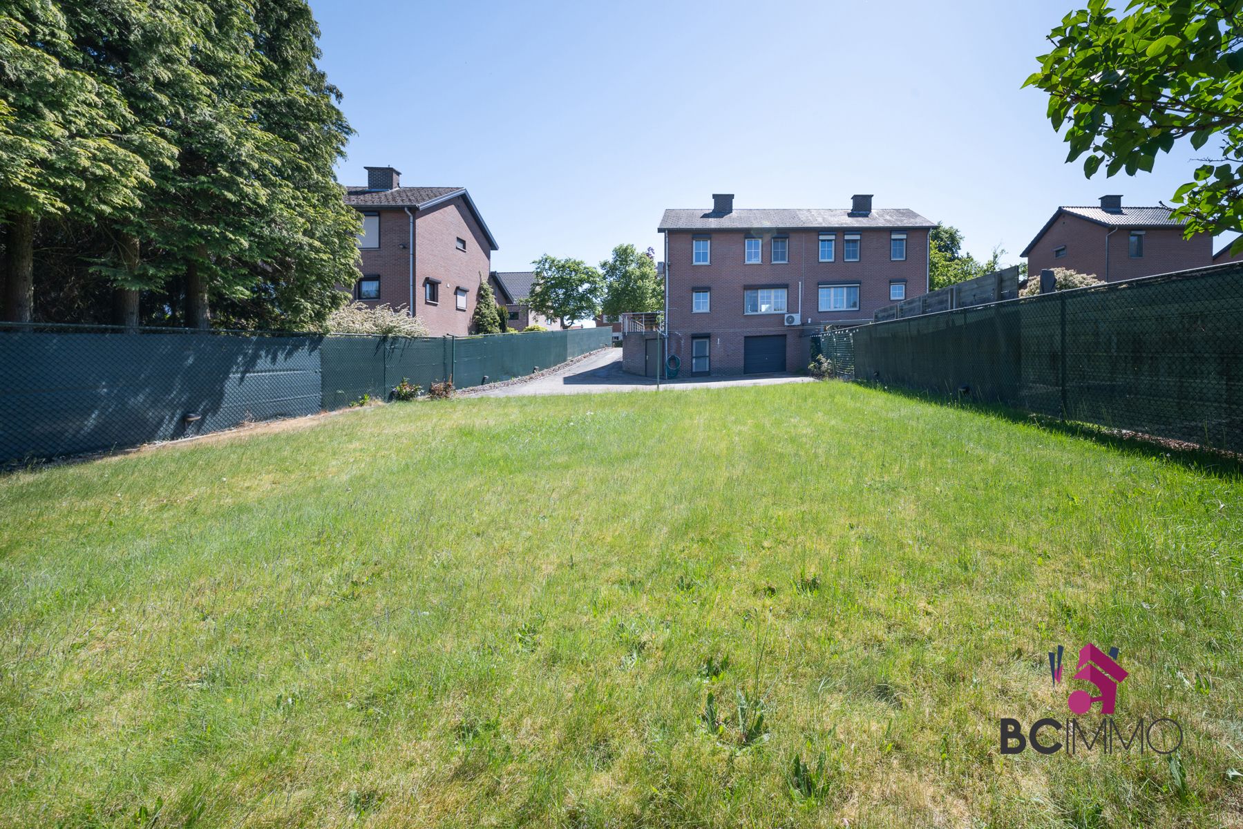 Instapklare woning  met 3 slaapkamers, airco en diepe tuin foto 20