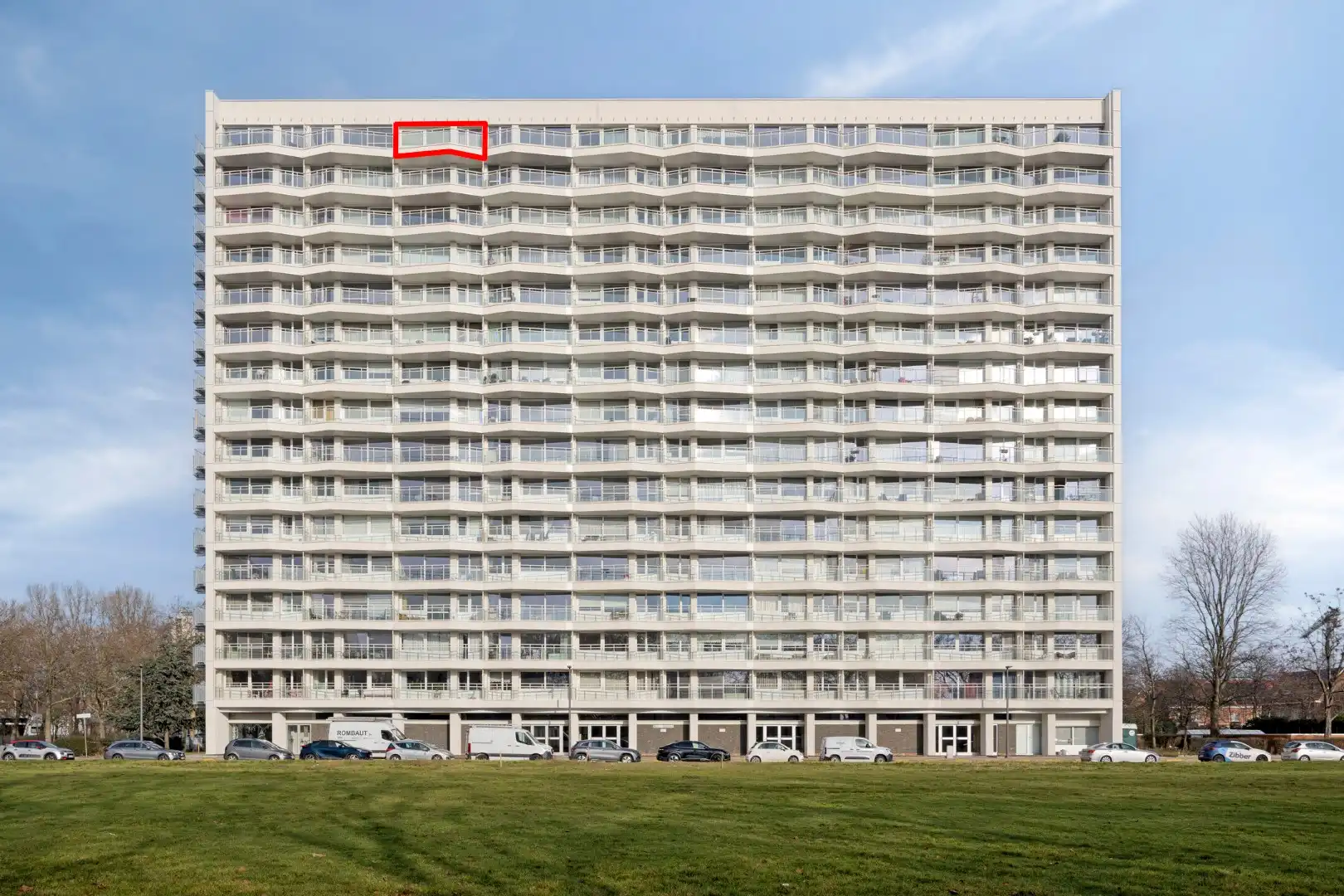 Comfortabel 2 slpk-appartement met autostnplts foto {{pictureIndex}}