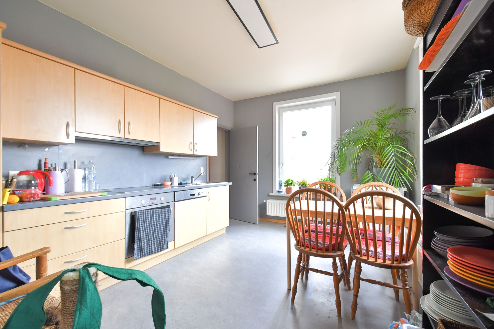 Ruim woning bestaande uit winkel en woonst  in centrum Oedelem foto 10