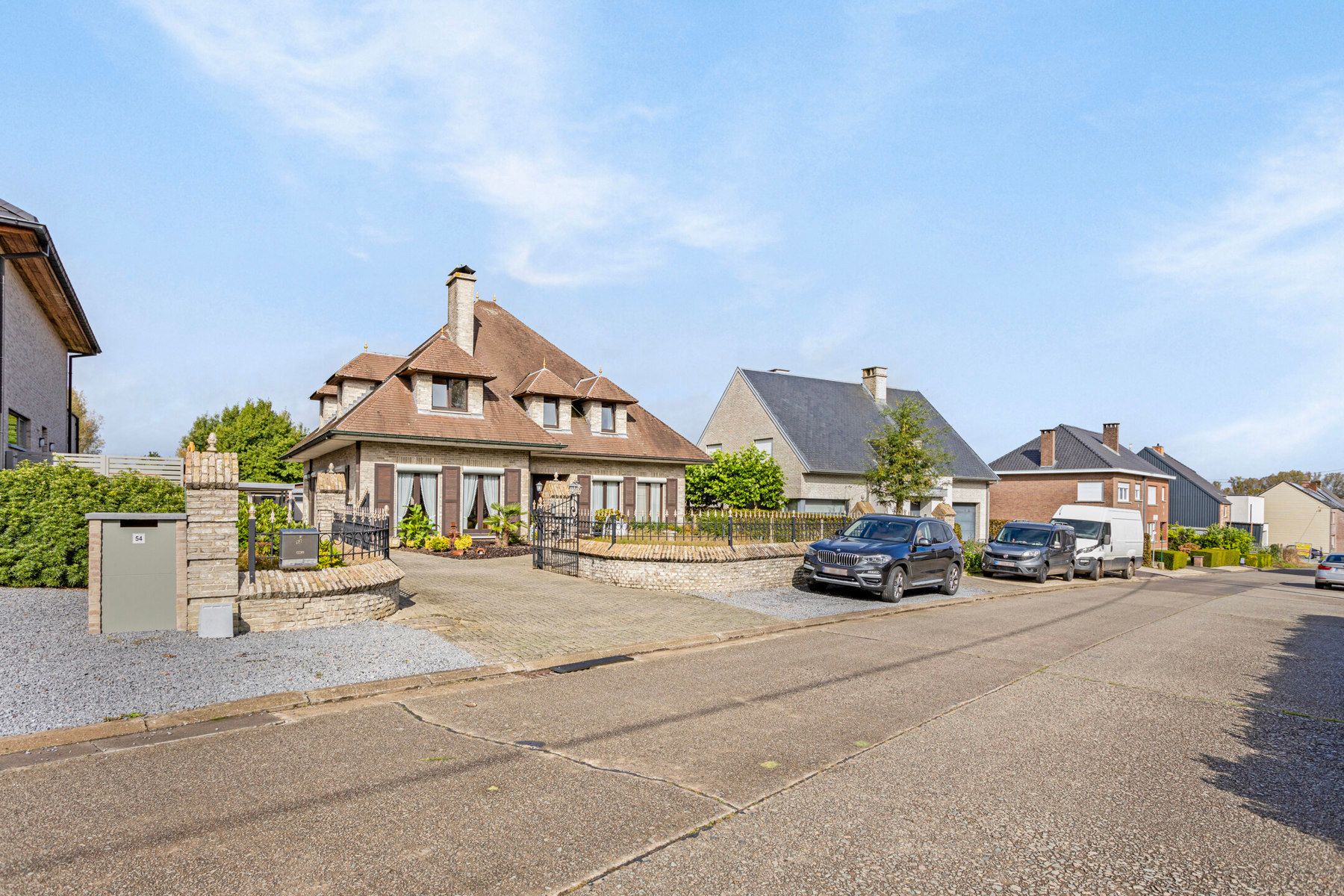 Ruime villa op toplocatie foto 1