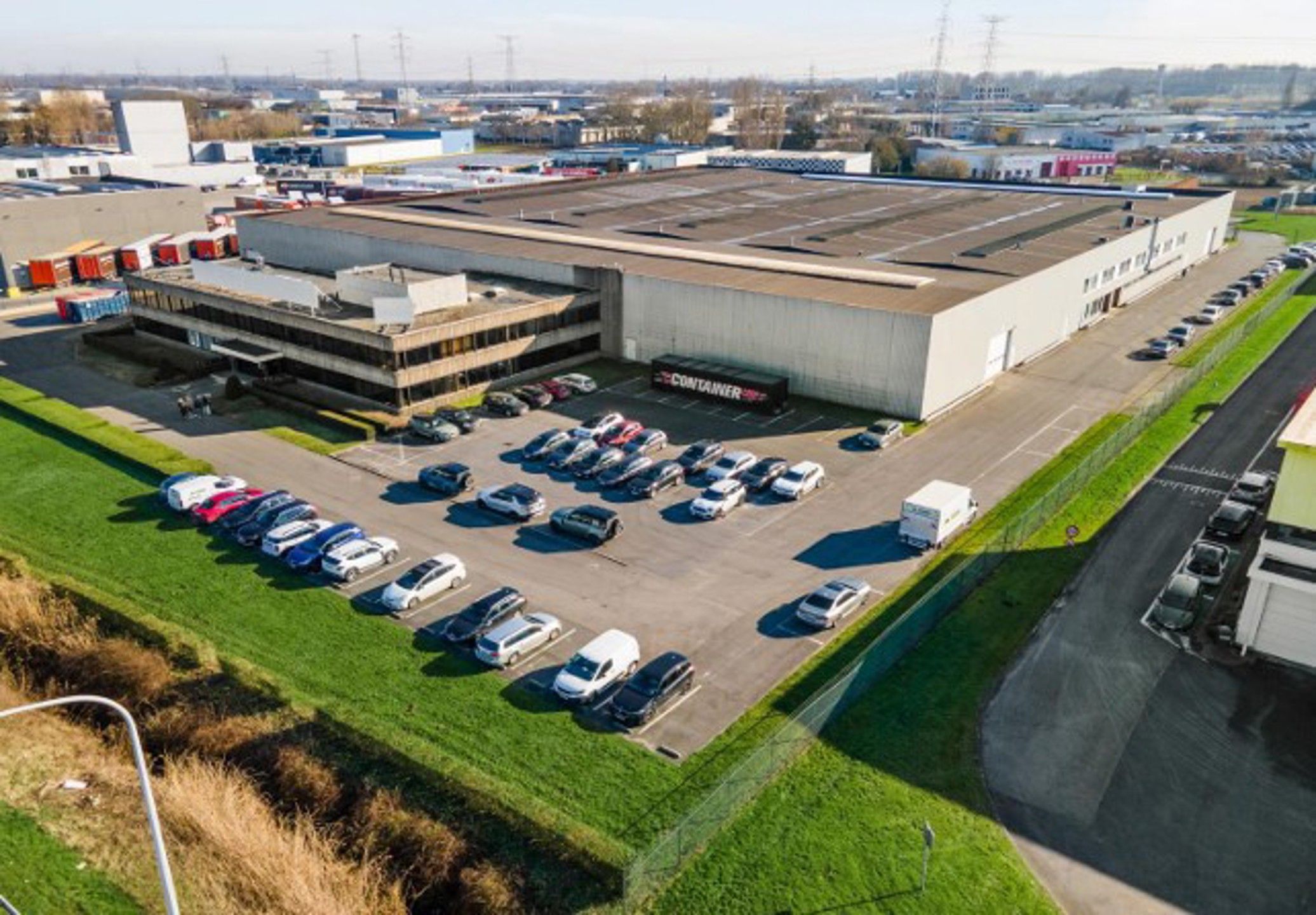 Logistiek magazijn langs E17 tot +/- 3.000m² met loskades foto 16