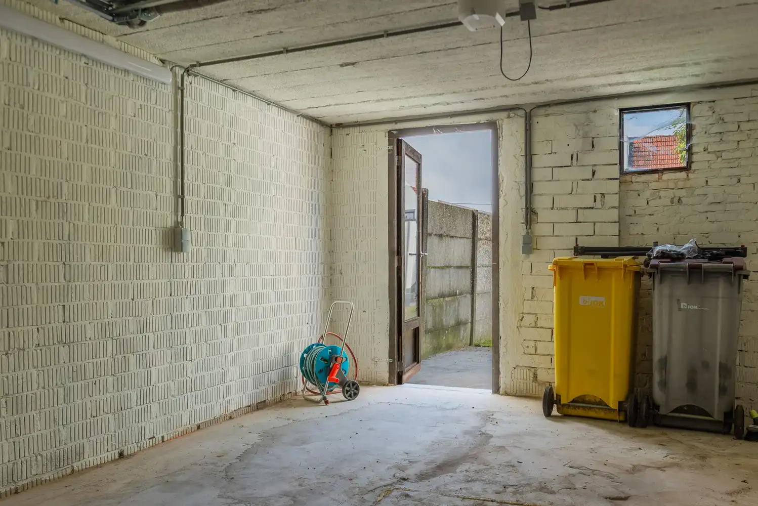 Charmante, gerenoveerde woning met 3 slaapkamers, tuin en garage in Mol foto 20