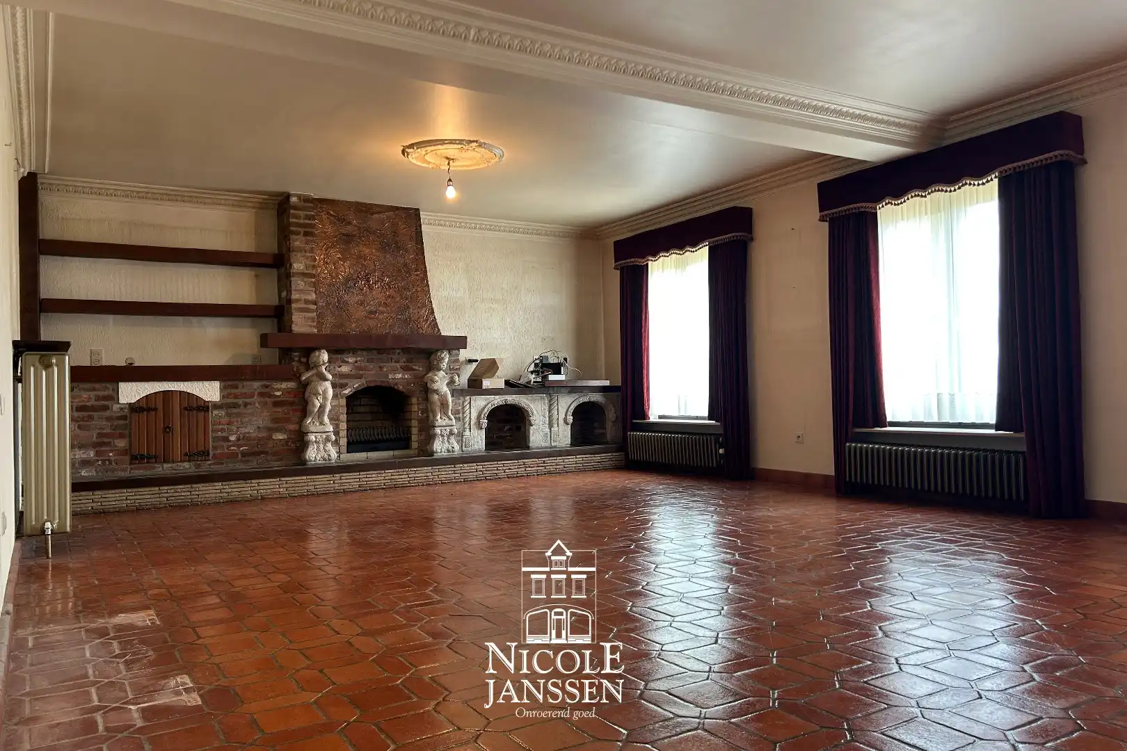 Ruime gezinswoning met studio foto 6