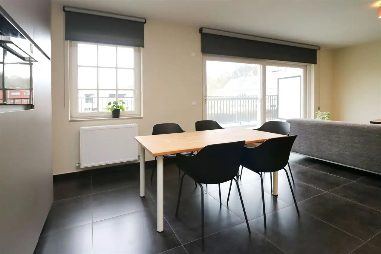 App. met 2 slpk., terras en autostaanplaats, rustig gelegen foto 26