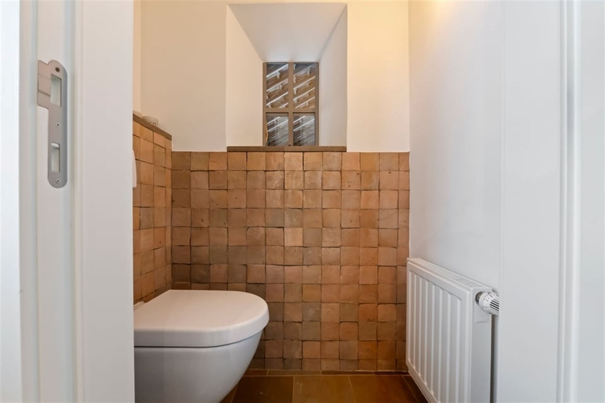 AUTHENTIEKE WONING MET RUIME SCHUUR EN VEEL POTENTIEEL IN TONGEREN  foto 37