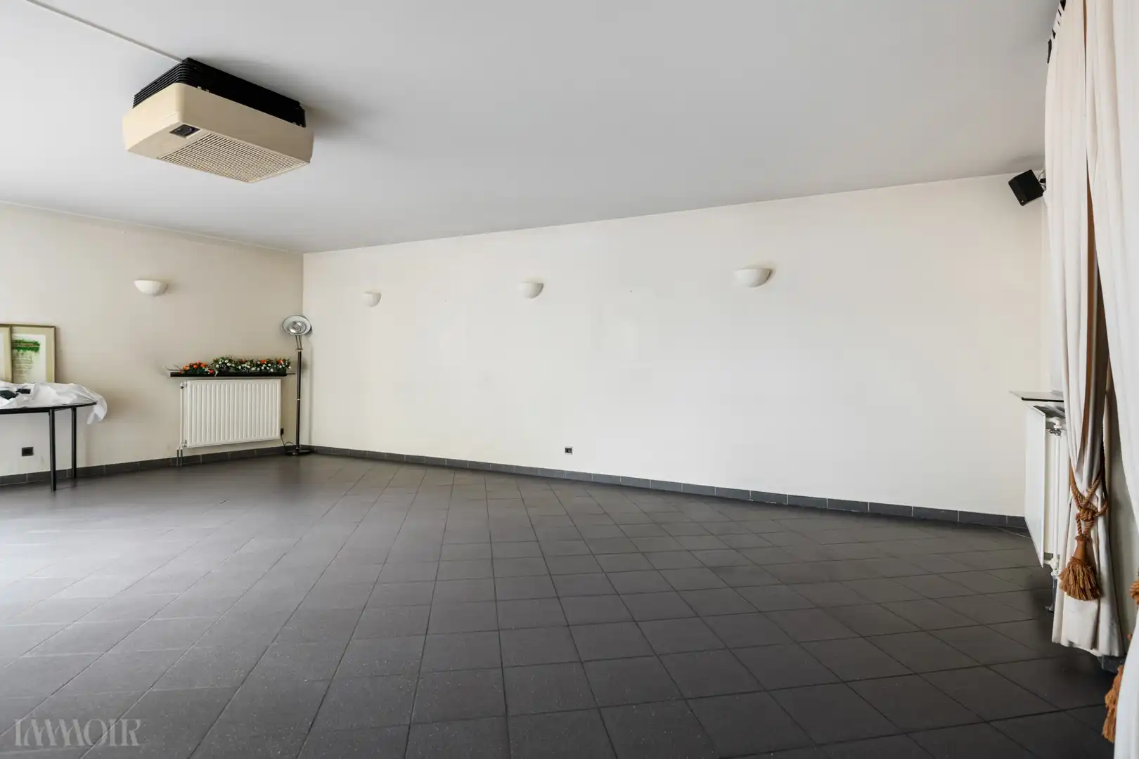 Handelspand met tal van mogelijkheden in Merksem. foto 12