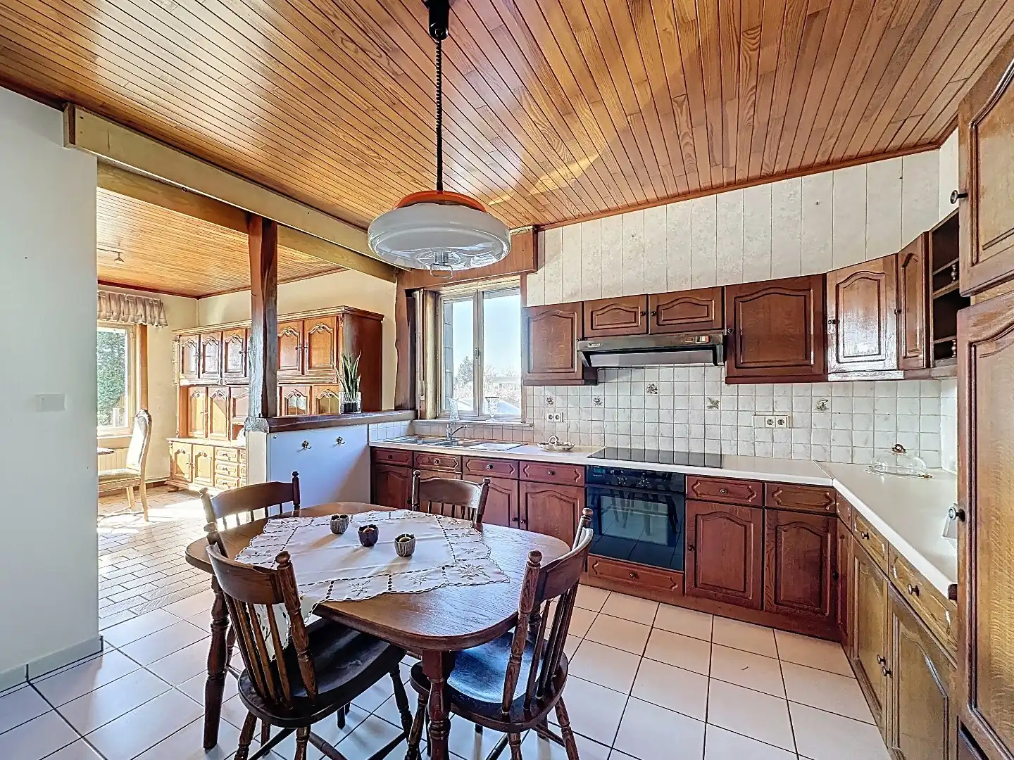 Charmante woning met uitzonderlijk potentieel te Lubbeek foto 4