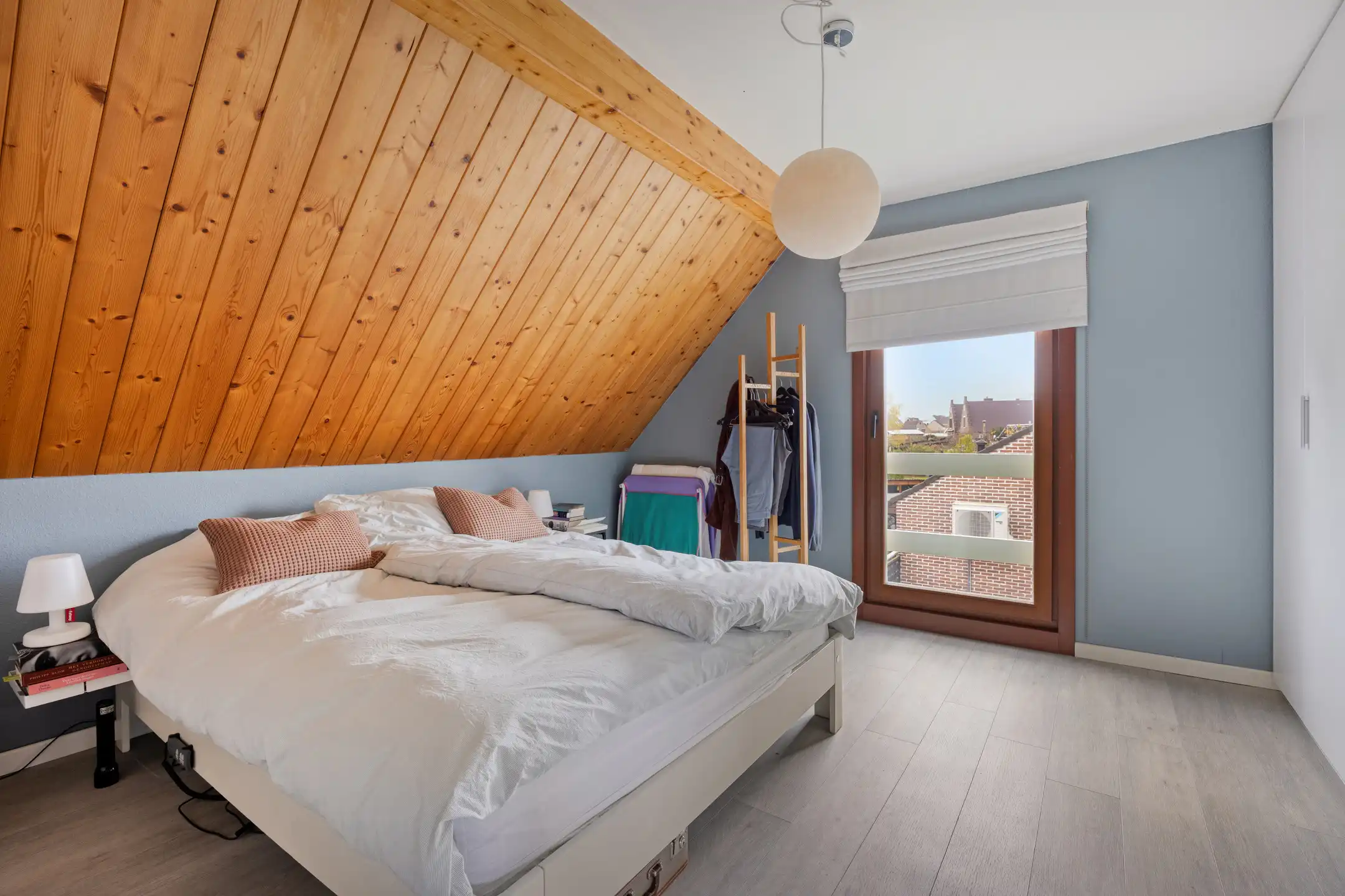 Energiezuinige woning met 5 slaapkamers & tuin op toplocatie foto 10