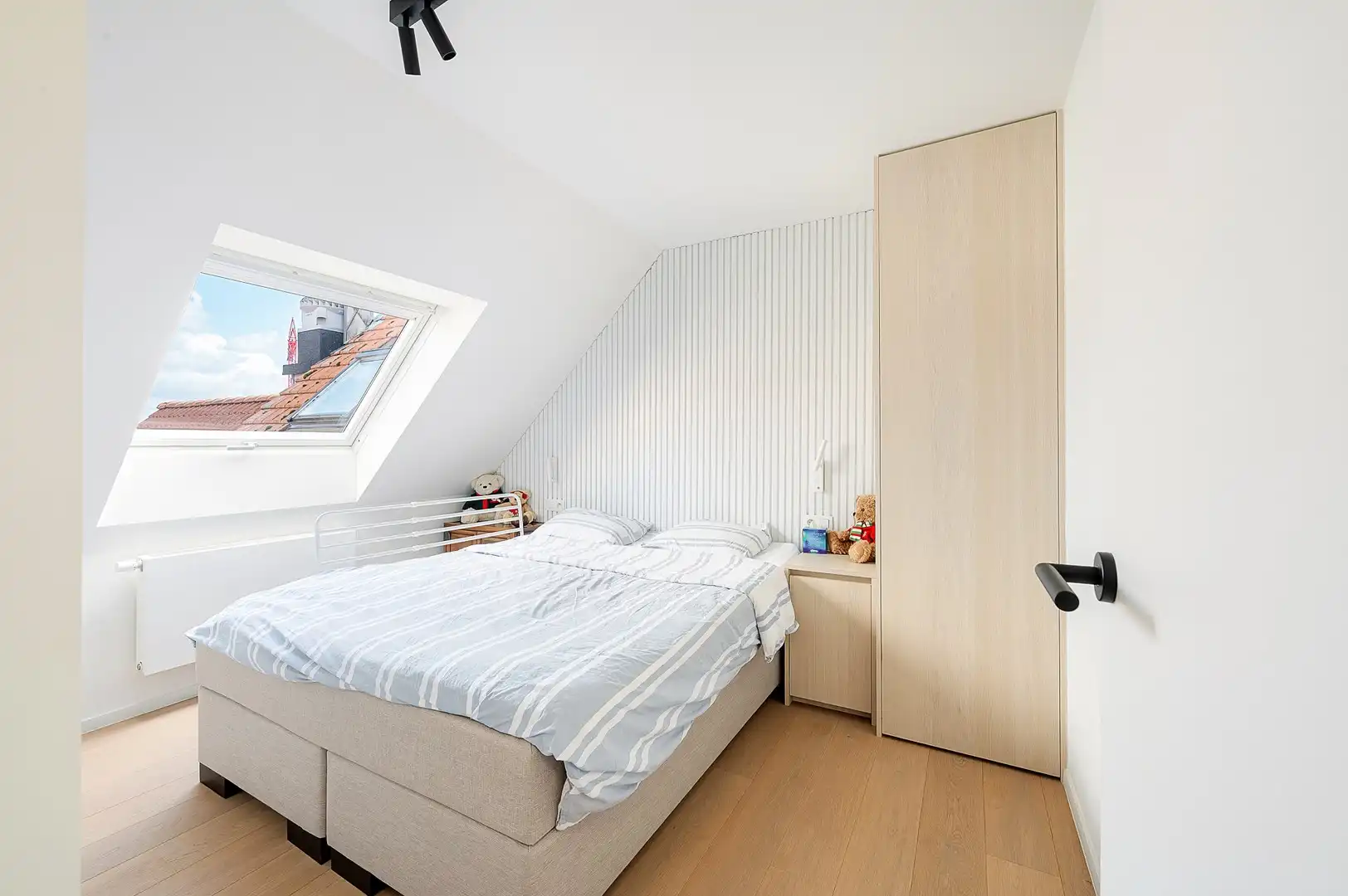 Instapklare duplex appartement met drie slaapkamers en een ruim zonneterras. foto 18