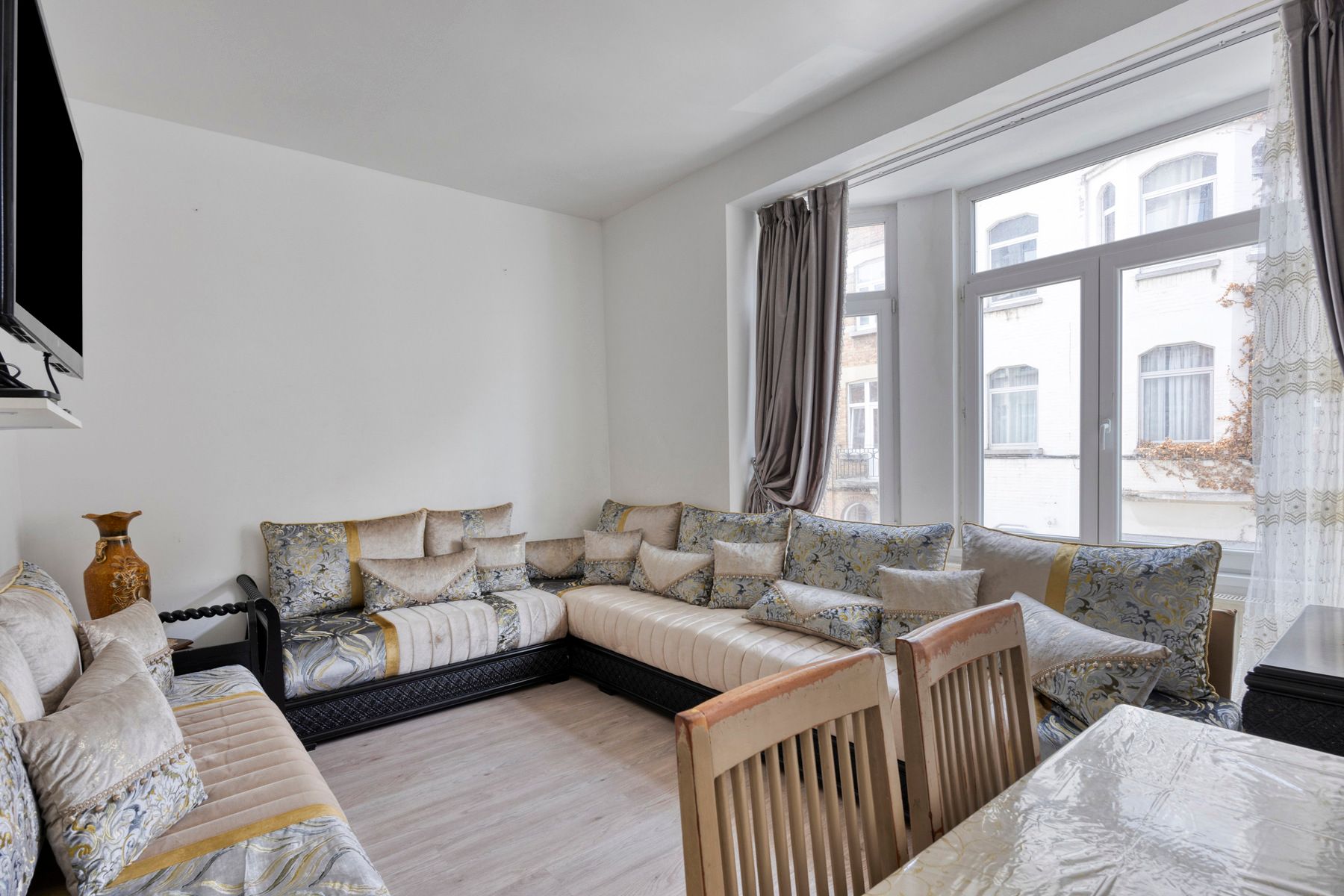 Instapklaar appartement met 2 slaapkamers  foto 2