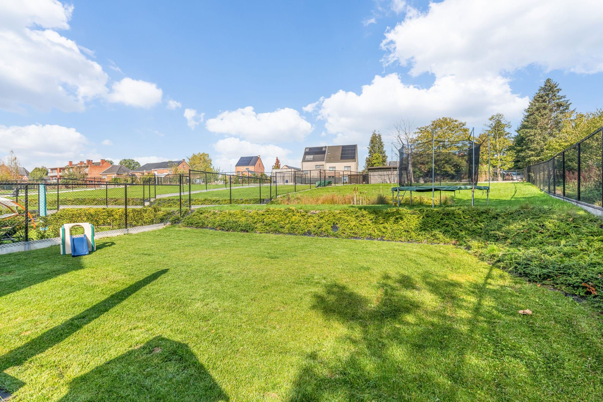 Exclusieve nieuwbouwwoning met verfijnde afwerking en ruime tuin! foto 24