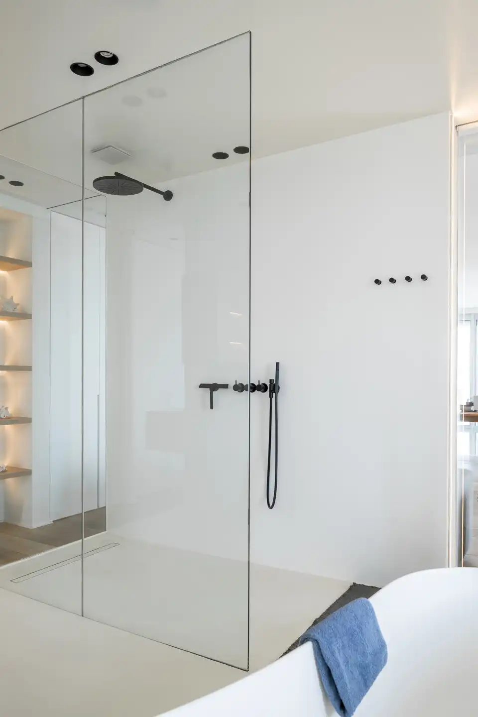 Duplex-penthouse met zicht over de Antwerpse skyline foto 19