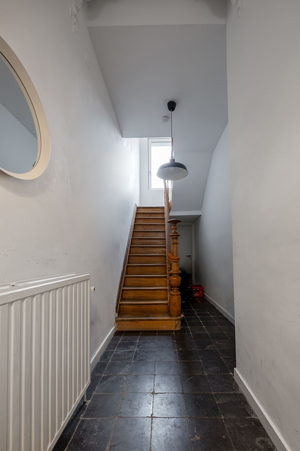 Instapklare charmante burgerwoning in heel leuke buurt !  foto 3