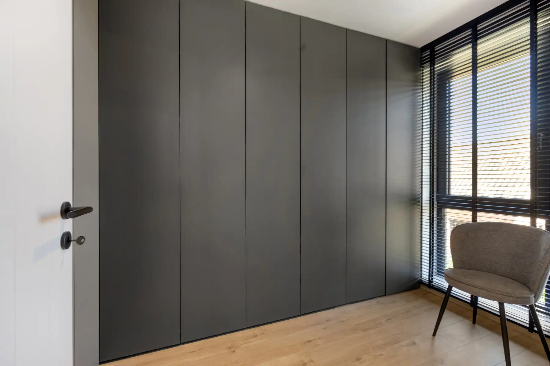 Moderne woning met 3 slaapkamers. foto 31
