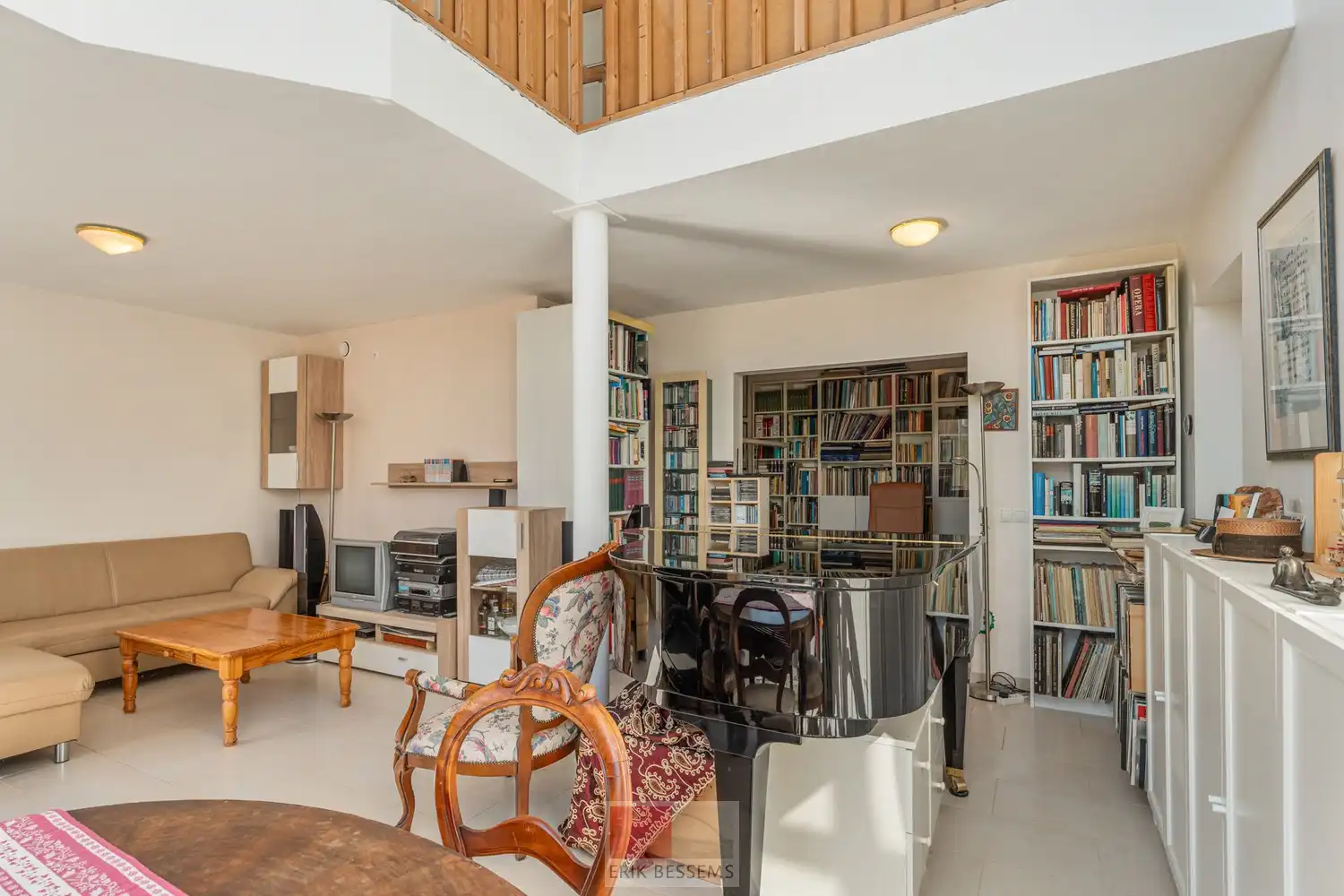 Zeer energiezuinige, vrijstaande woning, gebouwd in 2011, gelegen op een perceel van 715 m² met een bewoonbare oppervlakte van ca. 220 m² foto 19