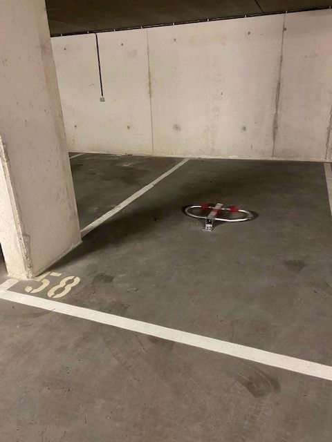 Ondergrondse parkeerplaats in Belisiapark te Bilzen foto 2