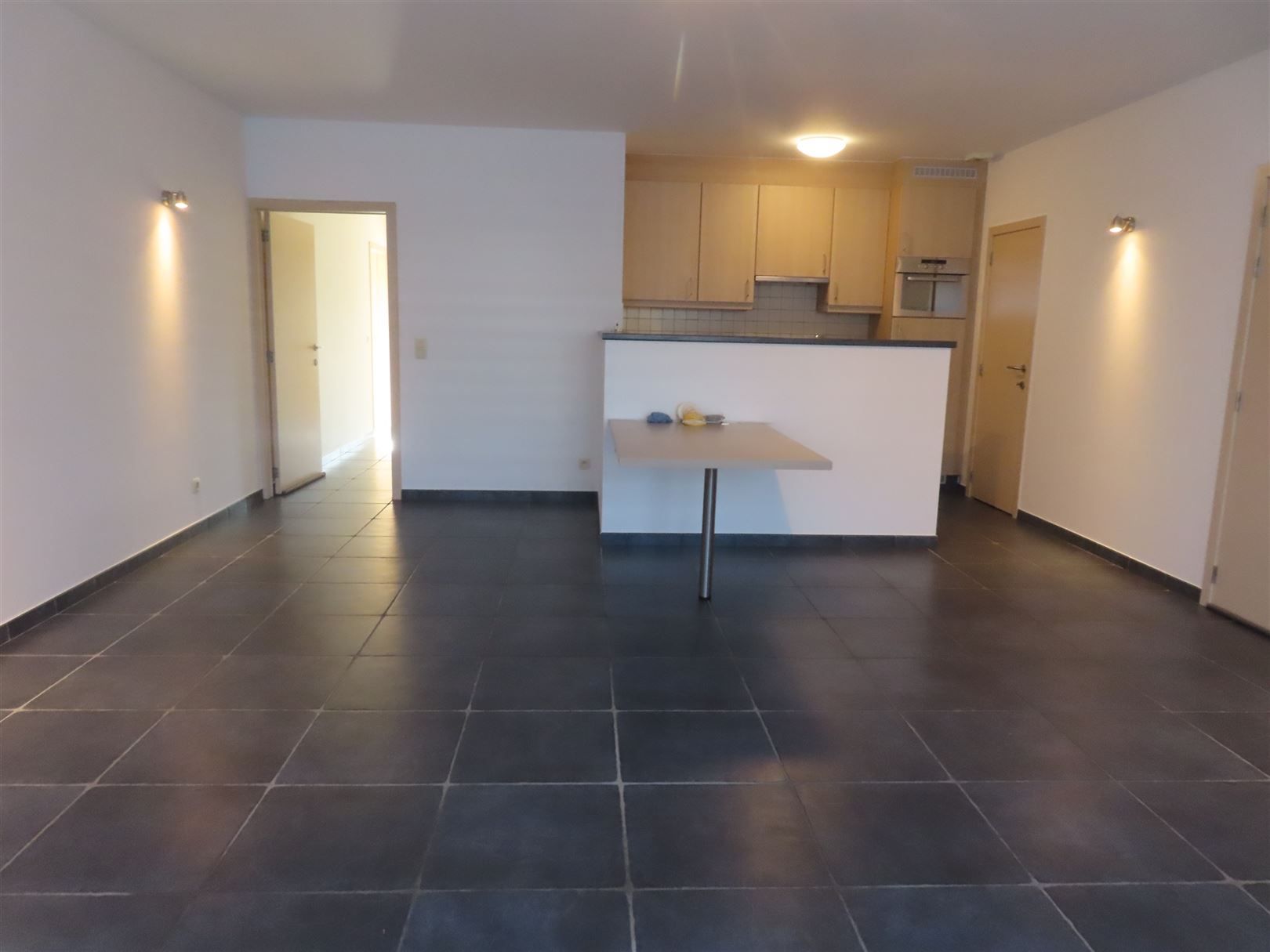 Gelijkvloersappartement met 2 slaapkamers in Heultjedorp! foto {{pictureIndex}}