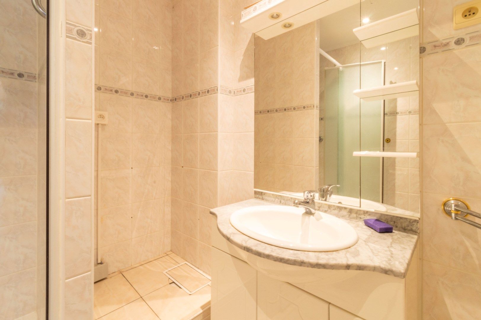 Een goed gelegen appartement te Anderlecht! foto 19