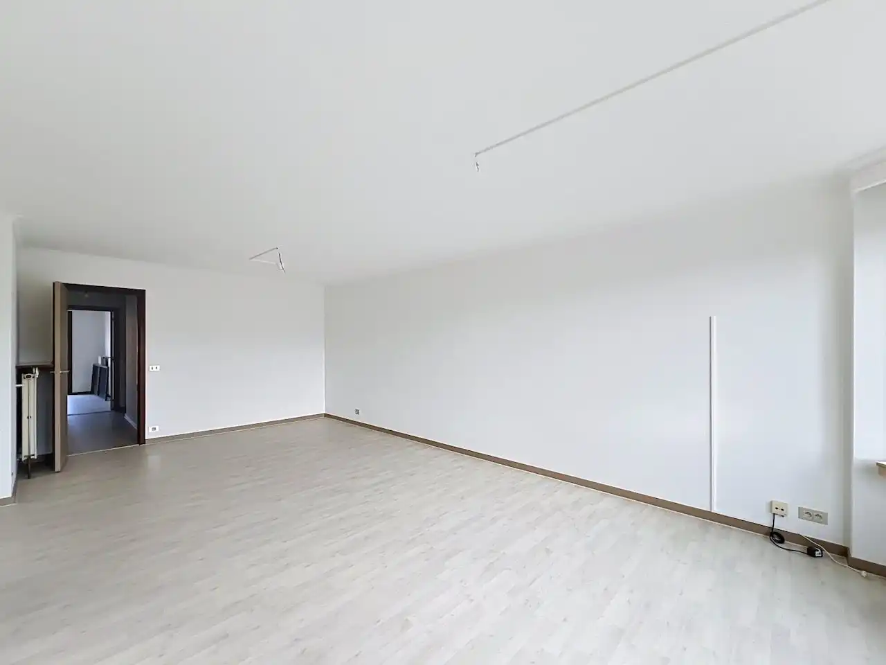 Verzorgd en uitstekend gelegen 2-slaapkamerappartement op de Graaf d’Ursellaan foto 9