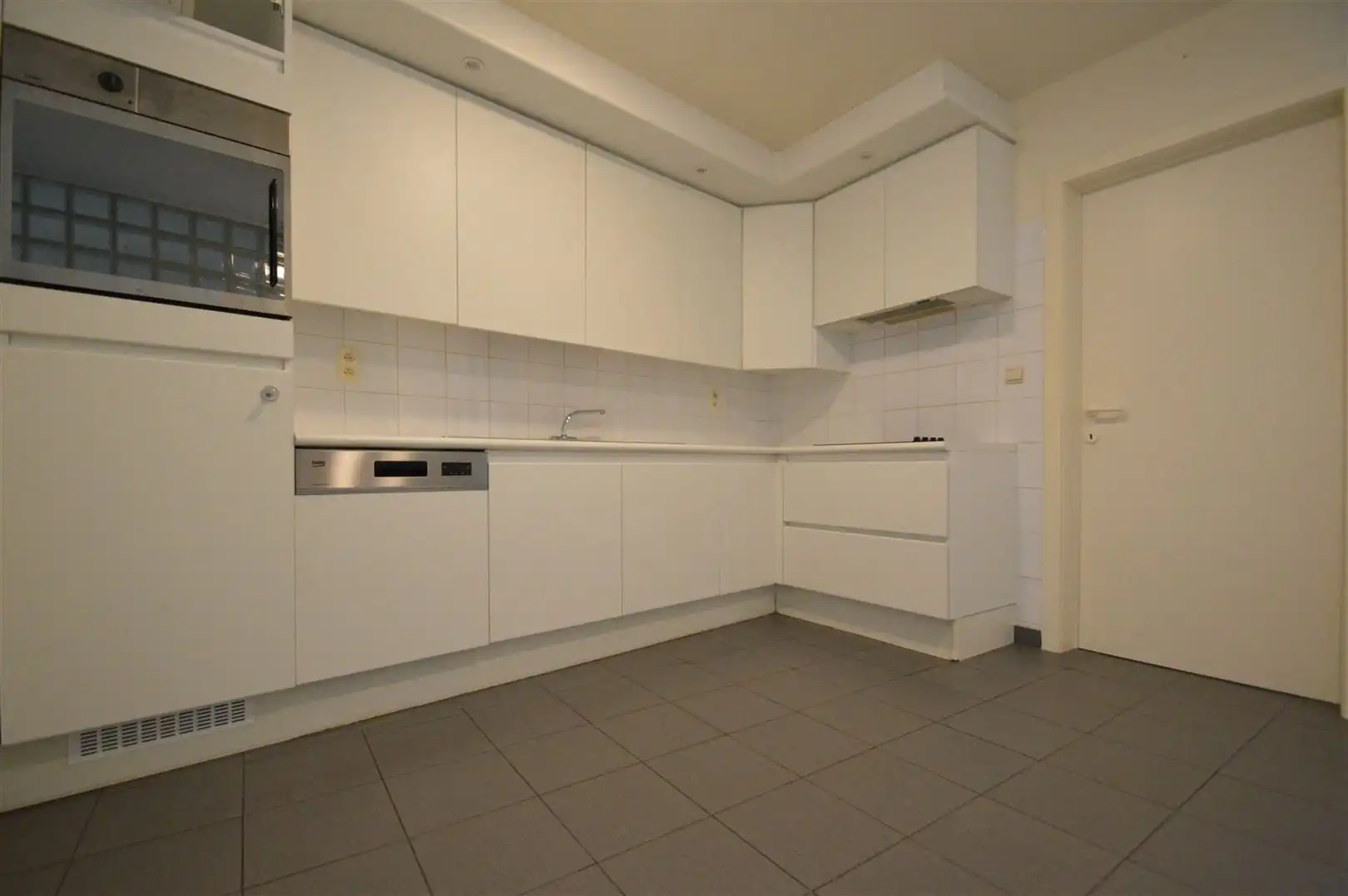 Zeer ruim appartement met prachtig zicht op een unieke ligging te Dendermonde foto 6