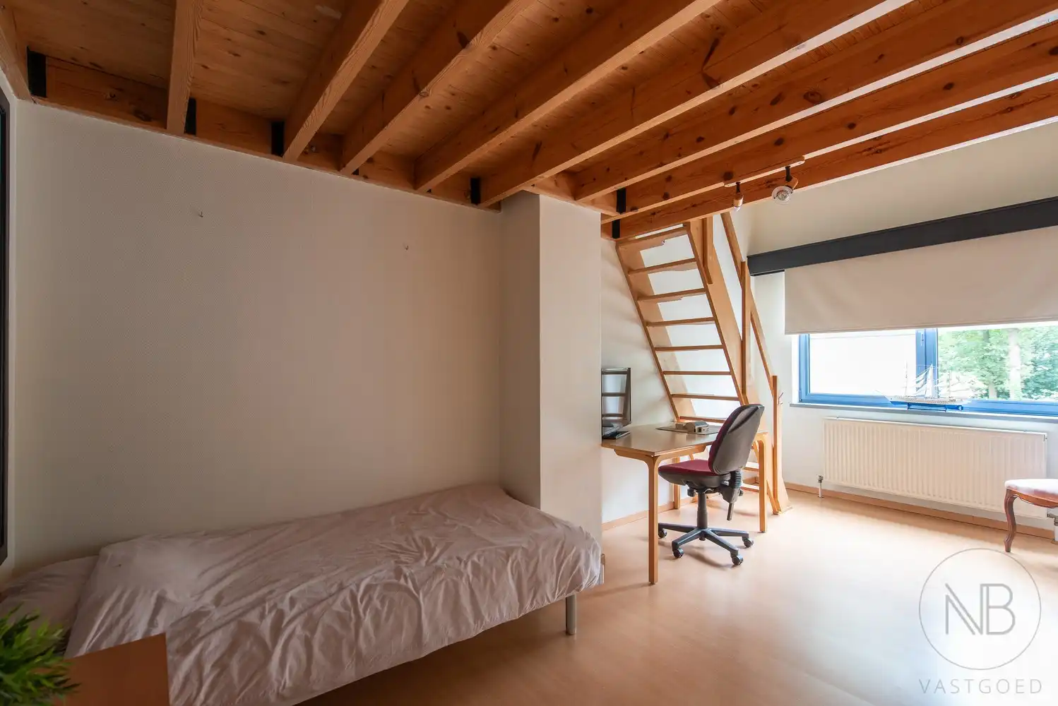 Moderne villa  met zwembad op toplocatie in Genk - instapklaar en future-proof foto 31
