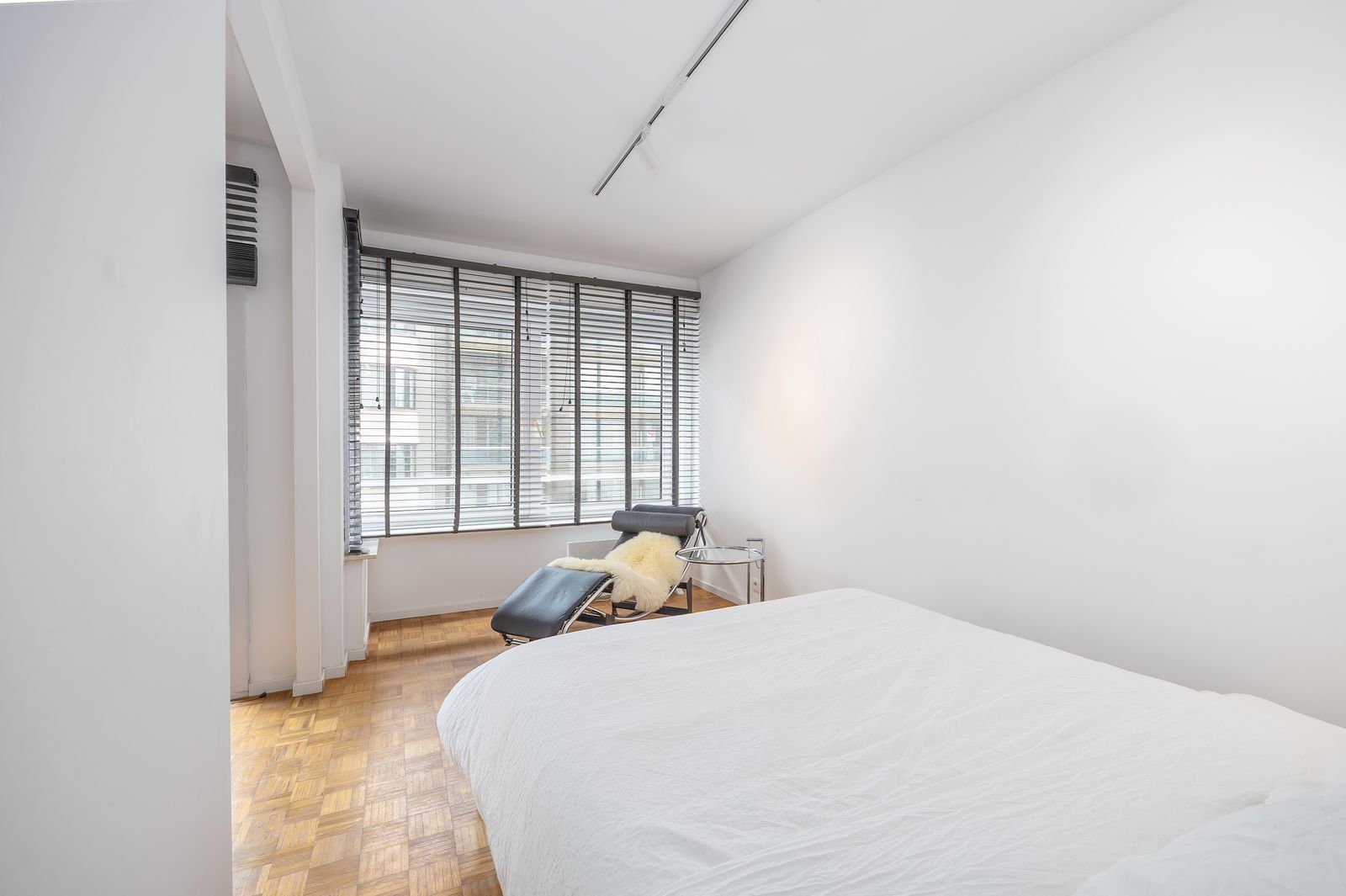 Stijlvol gerenoveerd 1 slaapkamer appartement foto 8