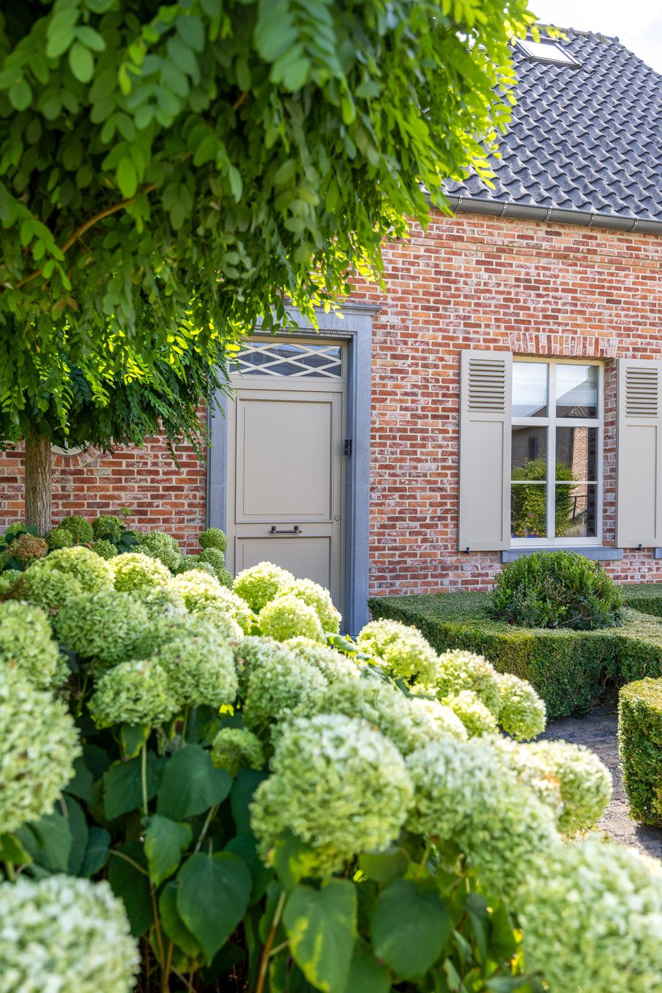Strakke pastorijwoning in doodlopende straat nabij centrum foto 3