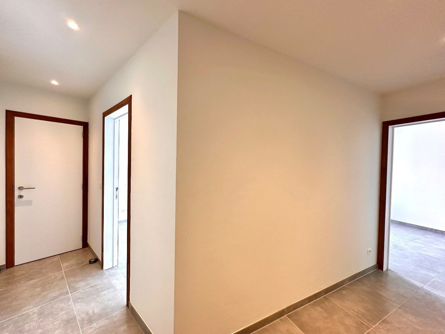 Modern appartement gelegen op een topligging in Tongeren met 2 slaapkamers foto 3