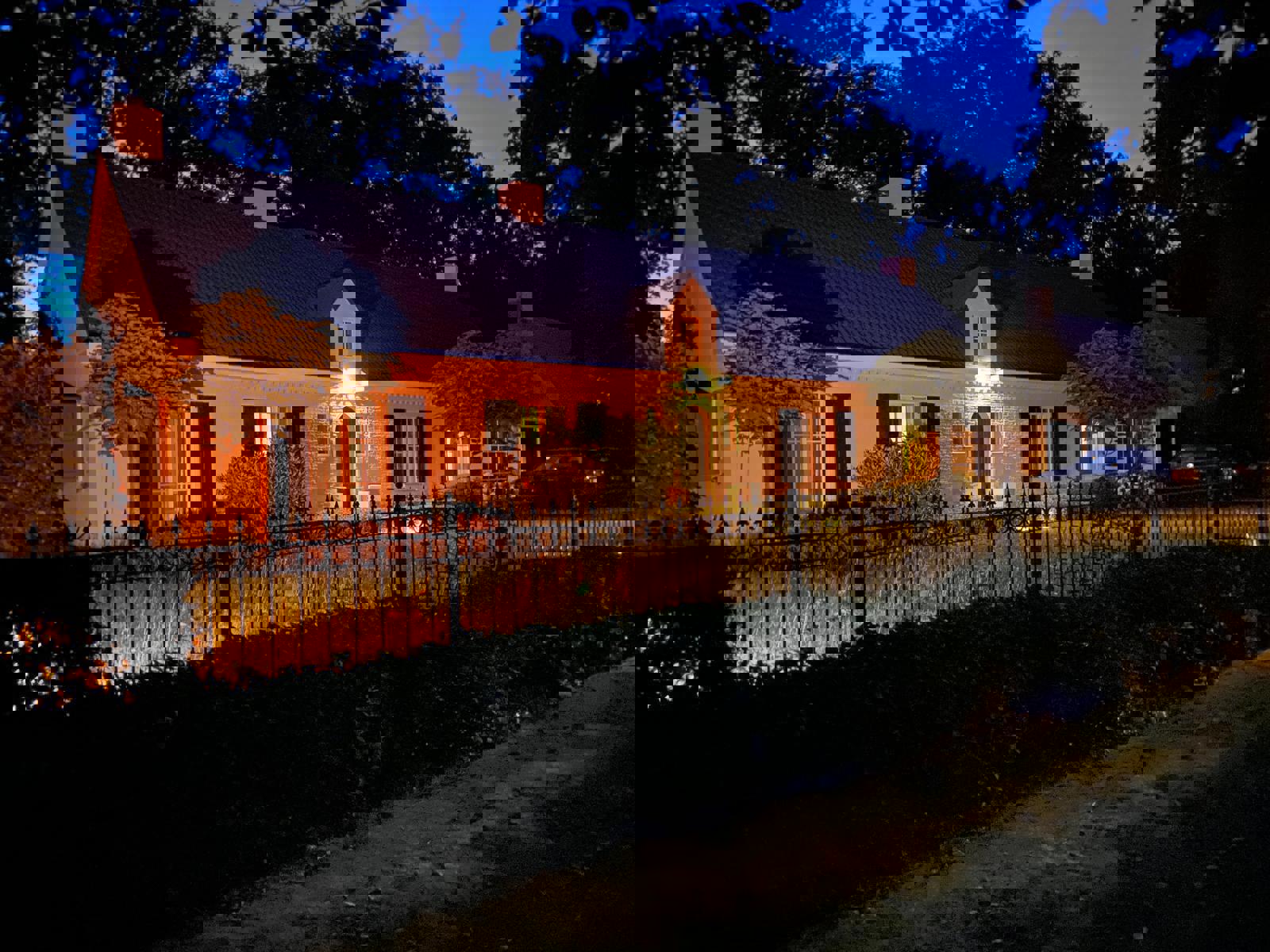 Tijdloze, verrassend ruime villa op grondstuk van 2000m2 foto 28