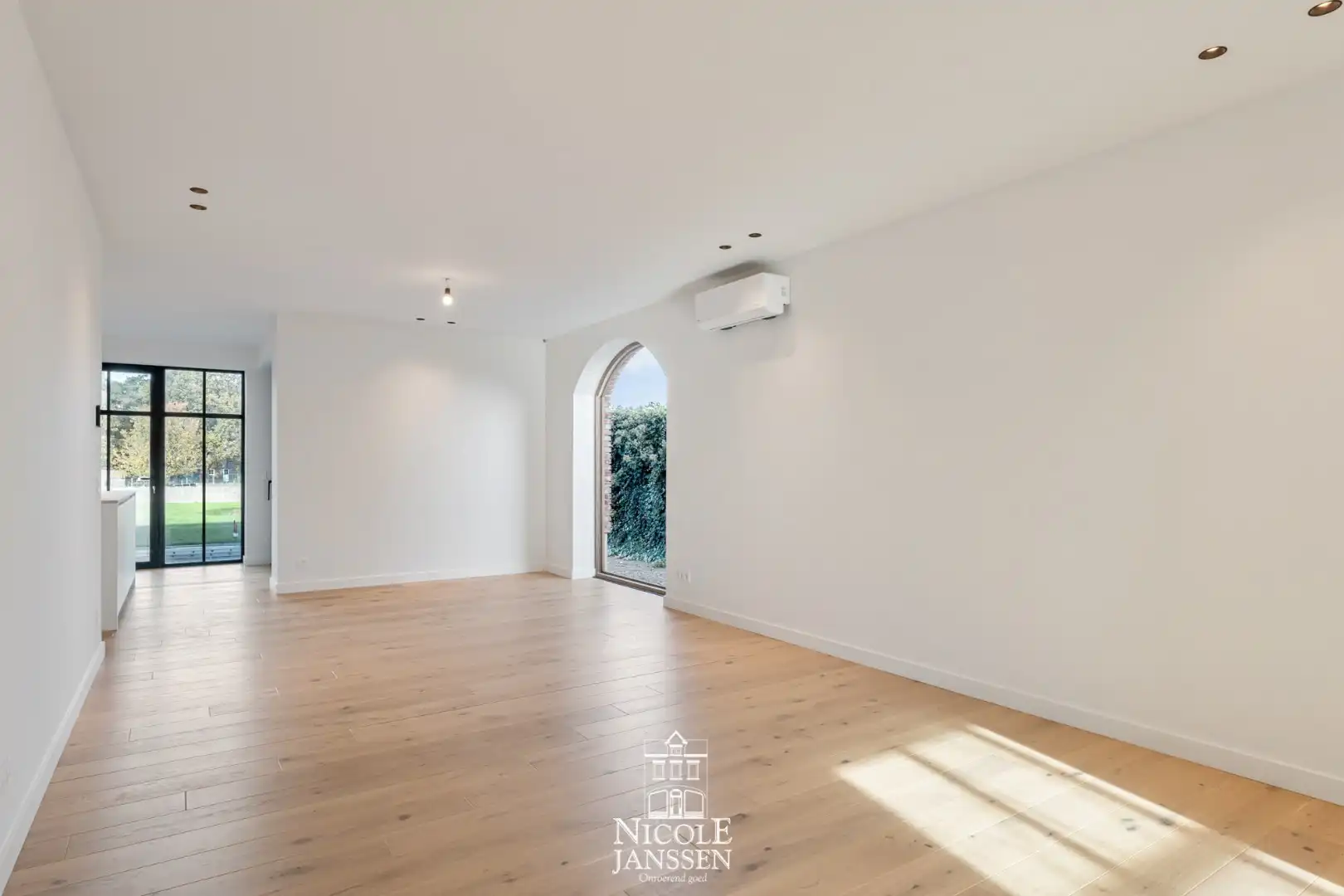 Nieuwbouwwoning van 216m² foto 5
