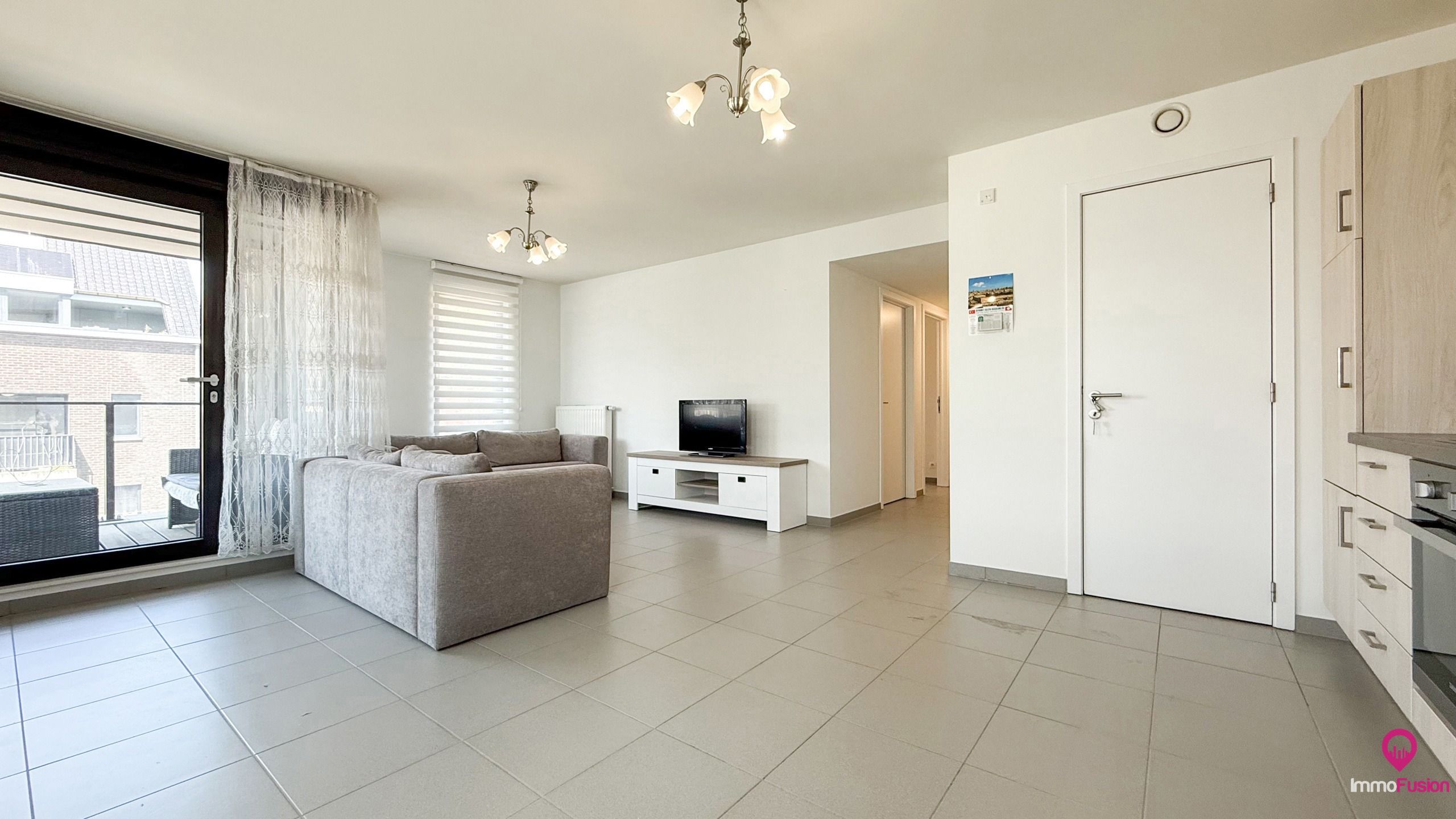Modern instapklaar appartement met 2slk en een leuk terras! foto 2