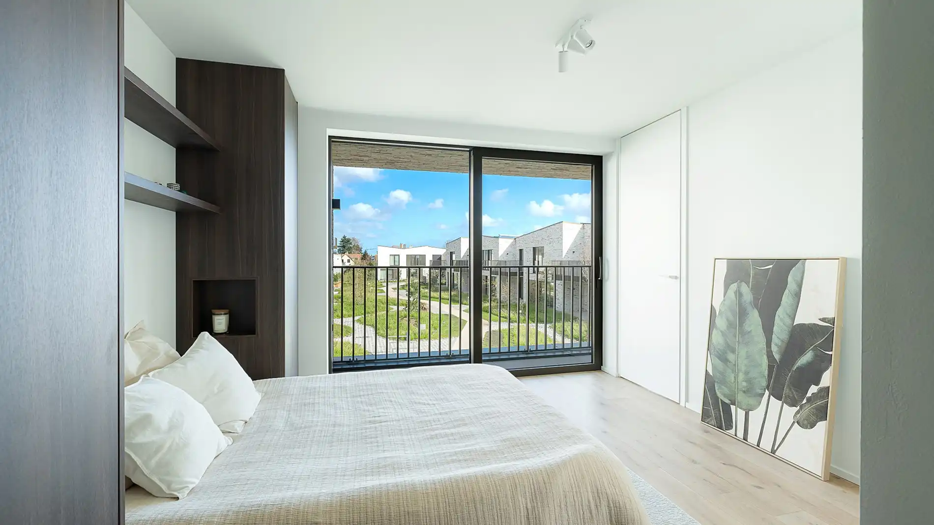 Exclusief verblijf met lift, terrassen en uitzonderlijke volumes in een groene-autovrije verkaveling te Knokke. foto 17