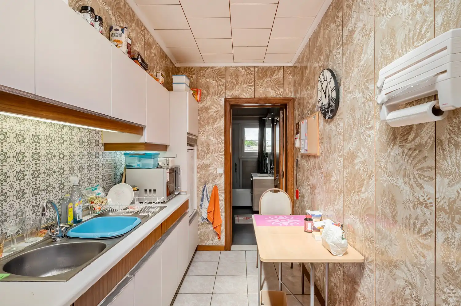 TE RENOVEREN WONING OP GOEDE LOCATIE + MAGAZIJN foto 9