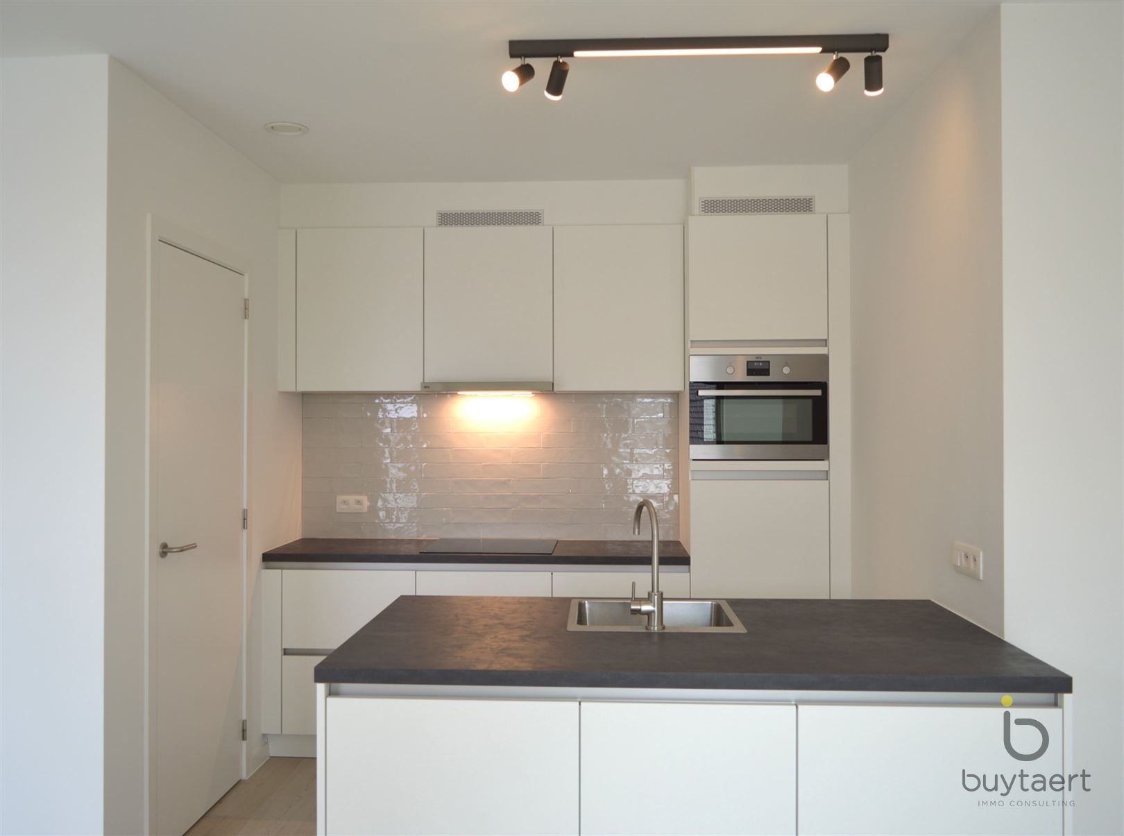 Appartement op Theunishof: Heerlijk thuiskomen! foto 6
