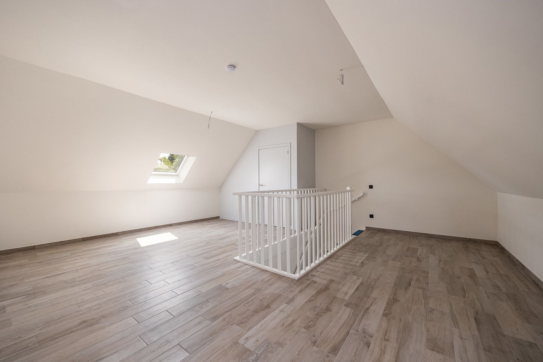 Ruime energiezuinige woning met 4 slaapkamers en zuid georiënteerde tuin.  foto 19