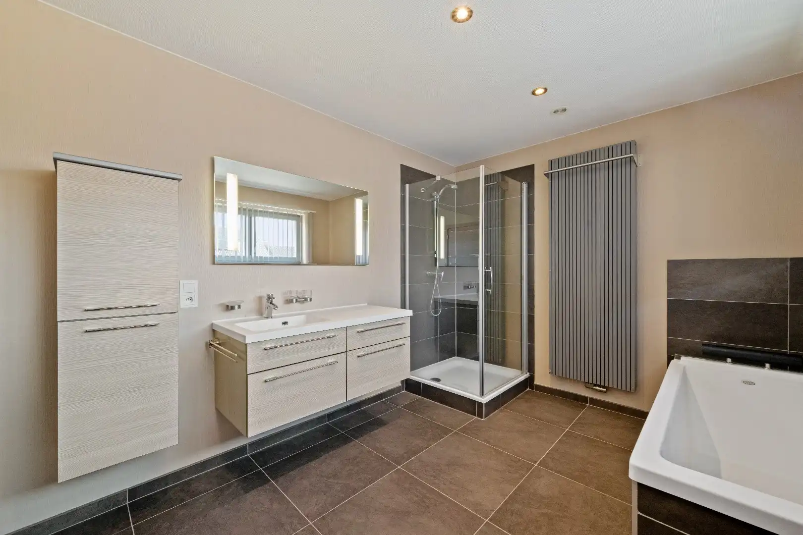 Prachtig volledig gerenoveerd woonhuis foto 11