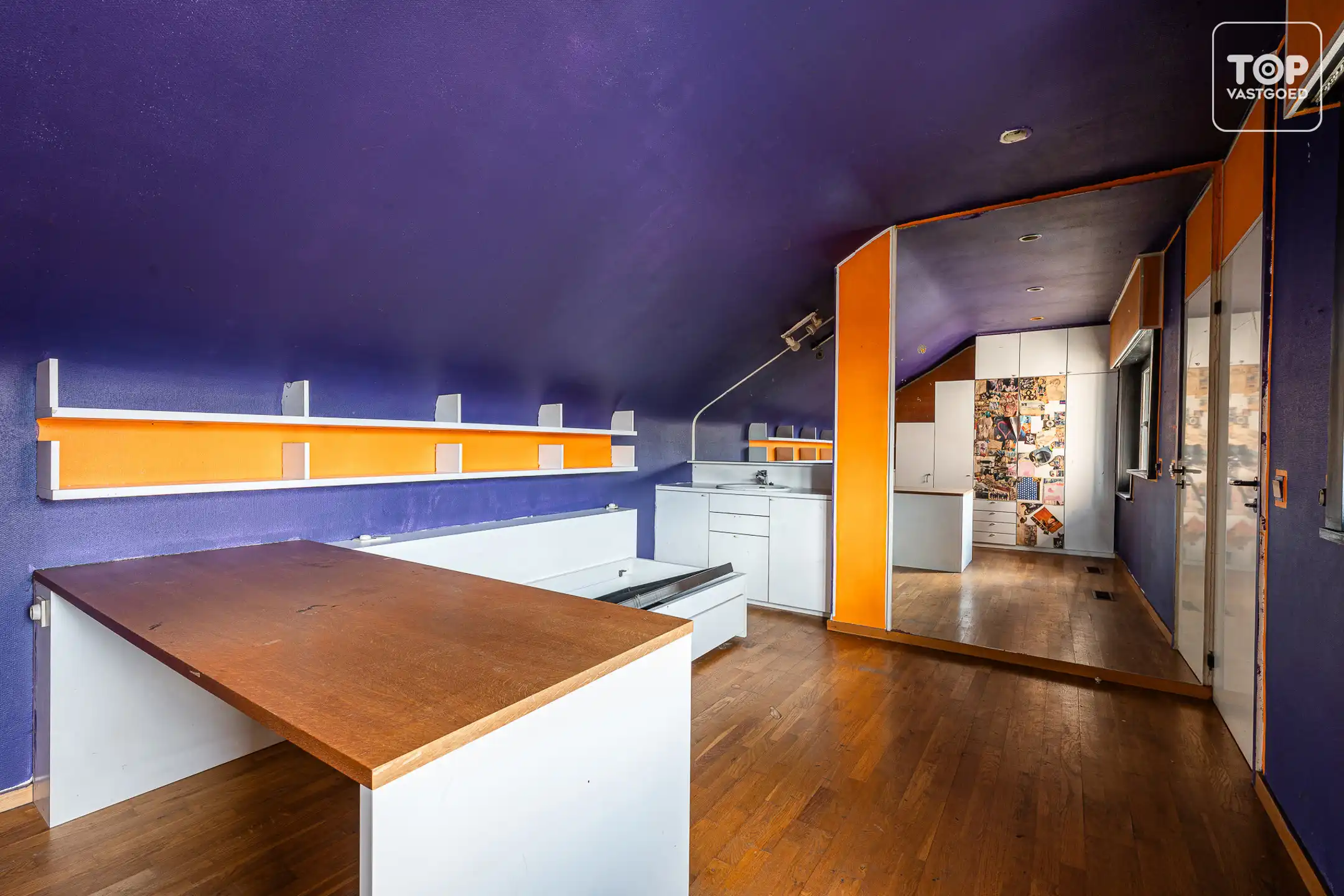 Architecturale woning met 4 slaapkamers en dubbele garage foto 14