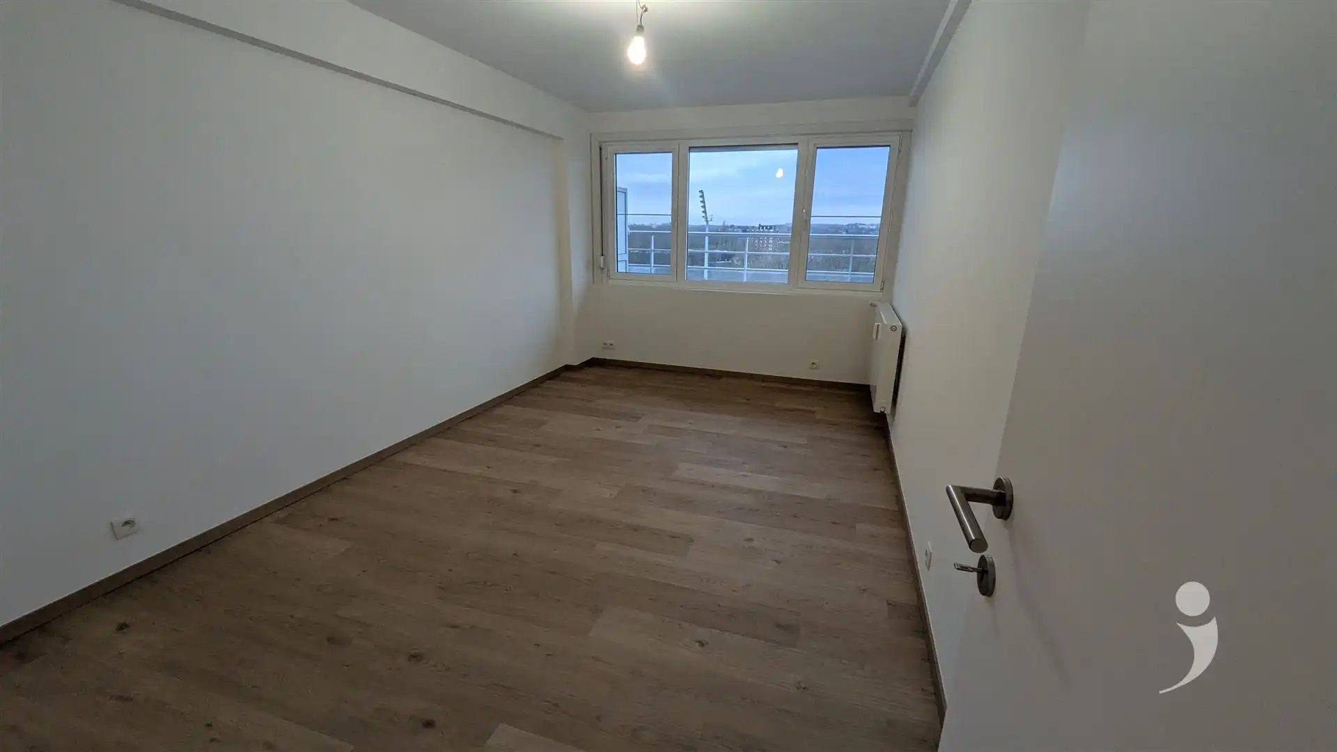 2 slaapkamer appartement met prachtig vergezicht foto 8