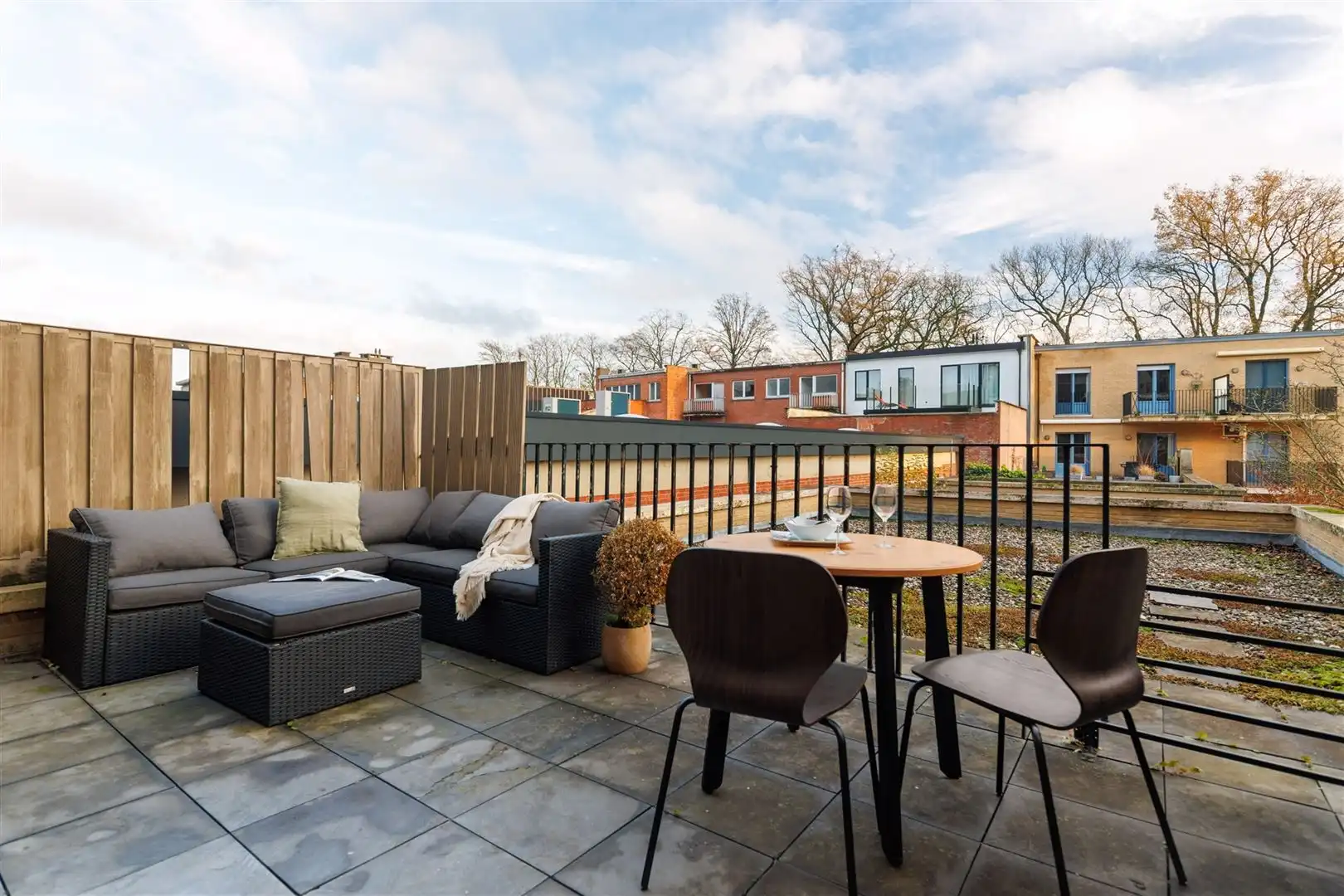 Kiftgate residence met zicht over het mooie dokter Roosensplein foto 7