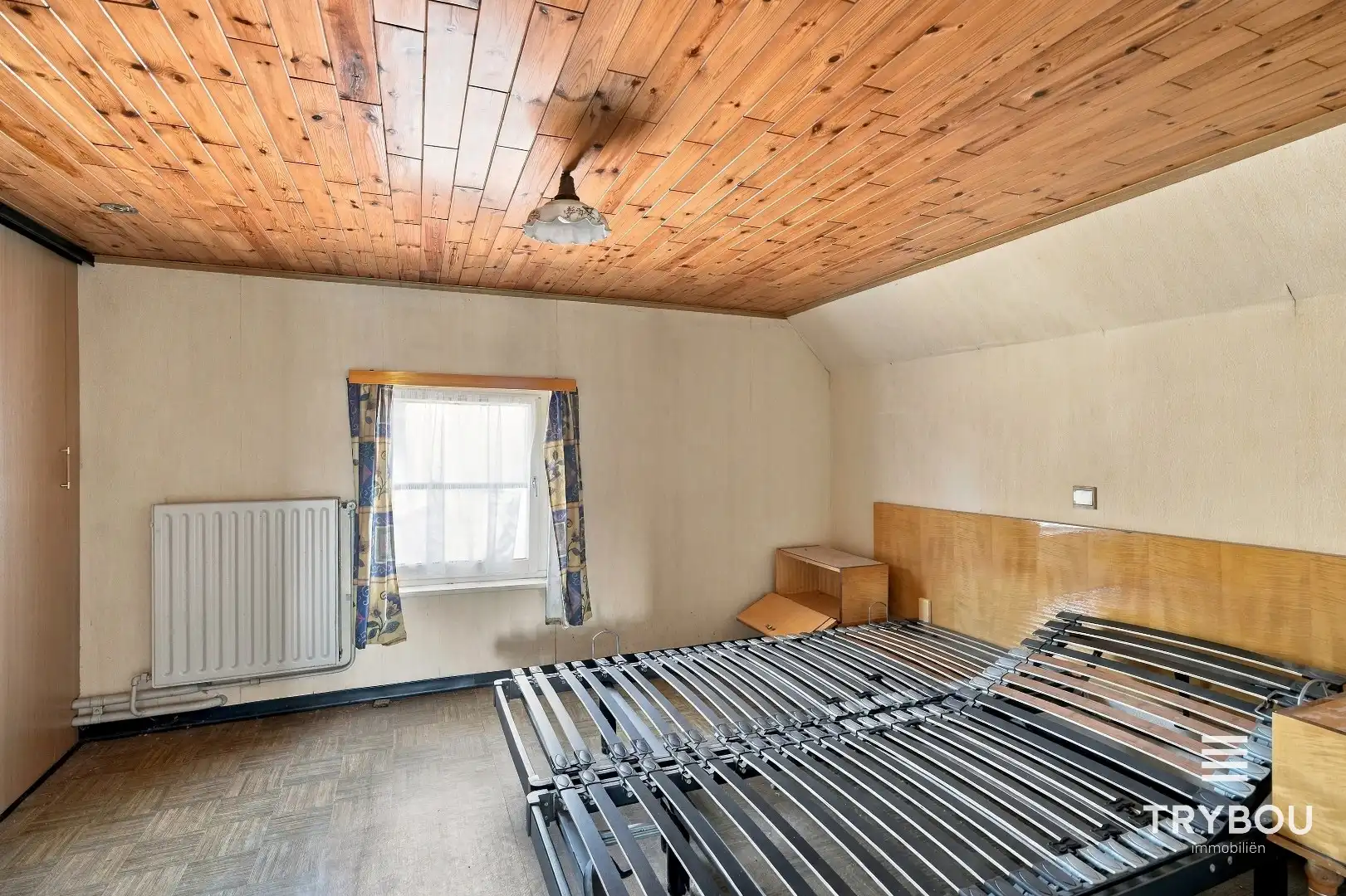 Landelijk gelegen woning met opslagplaats op 3687m² in Merkem! foto 12