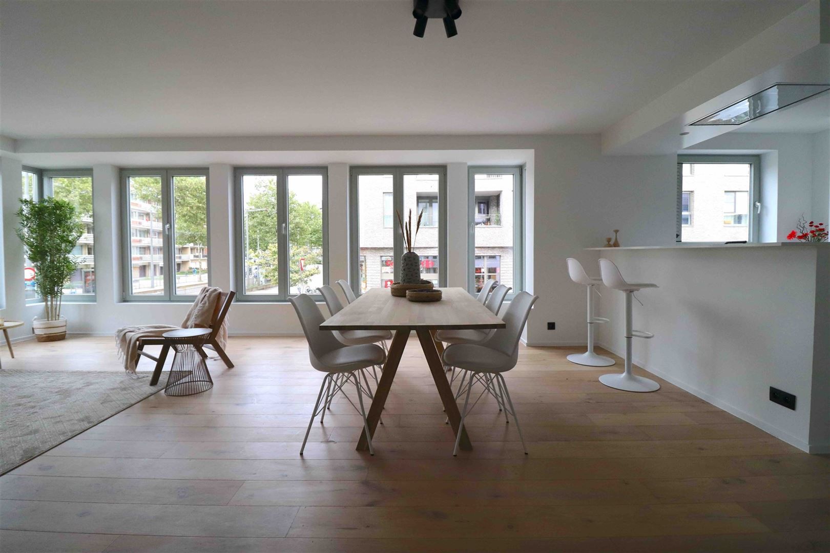 Top notch appartement met terras aan Boekenbergpark foto 3