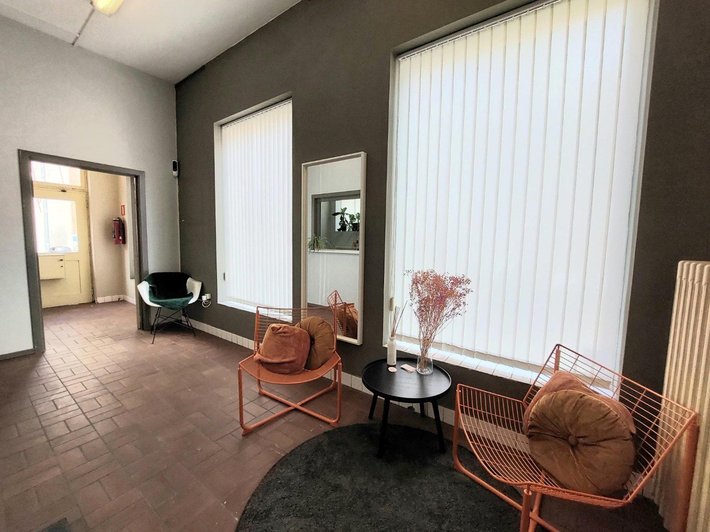 Kantoor - winkel - showroom - praktijk met' woonst foto 8